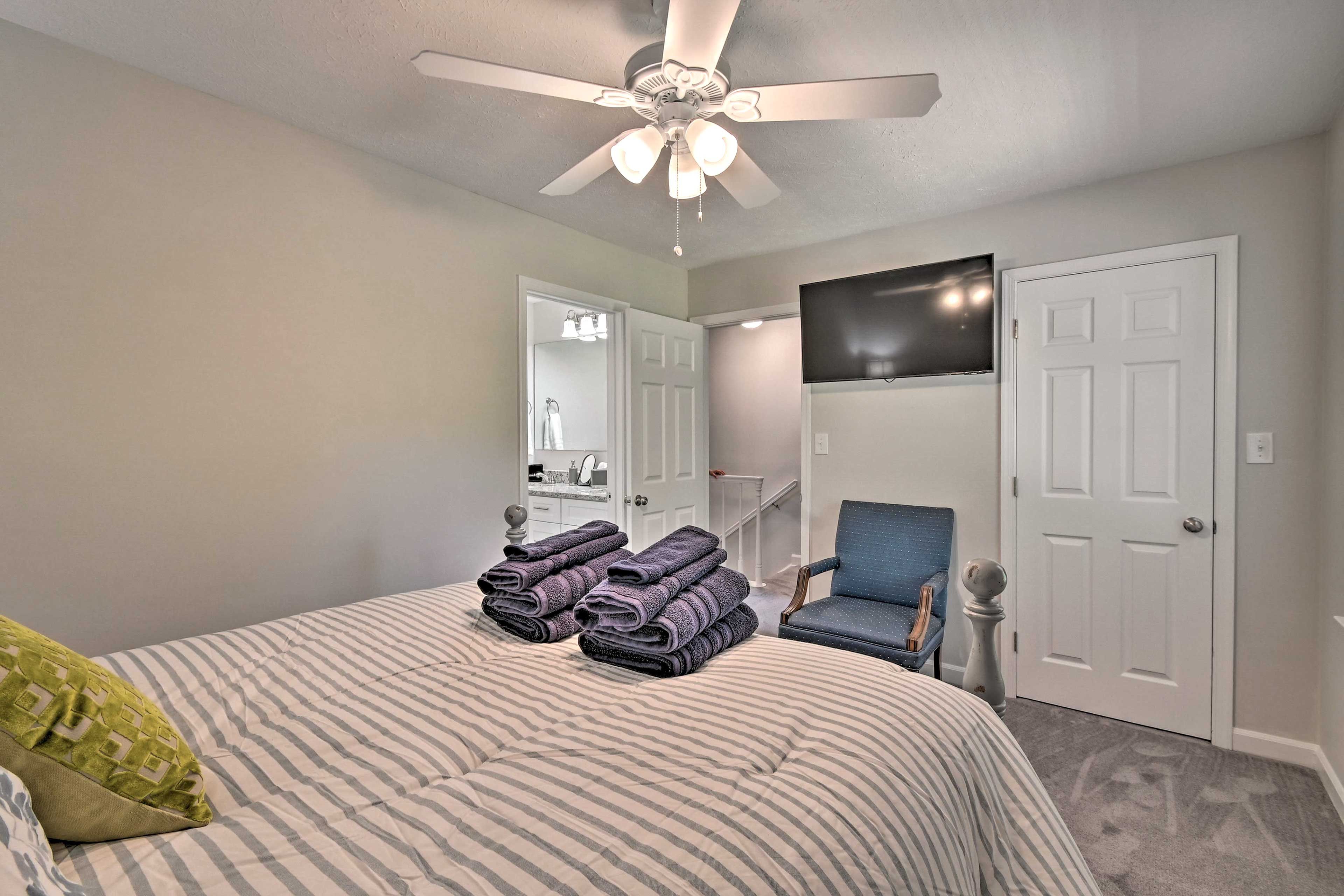 Bedroom 2 | Smart TV