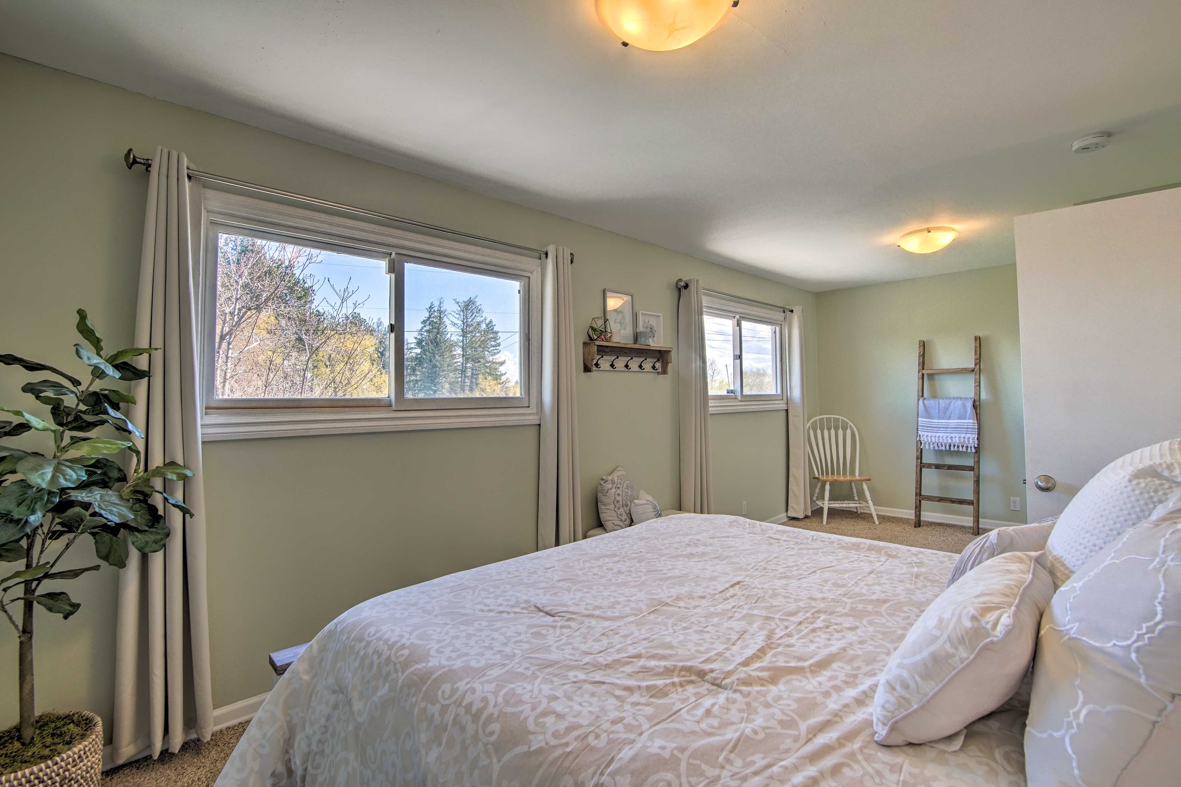 Bedroom 3 | Linens Provided
