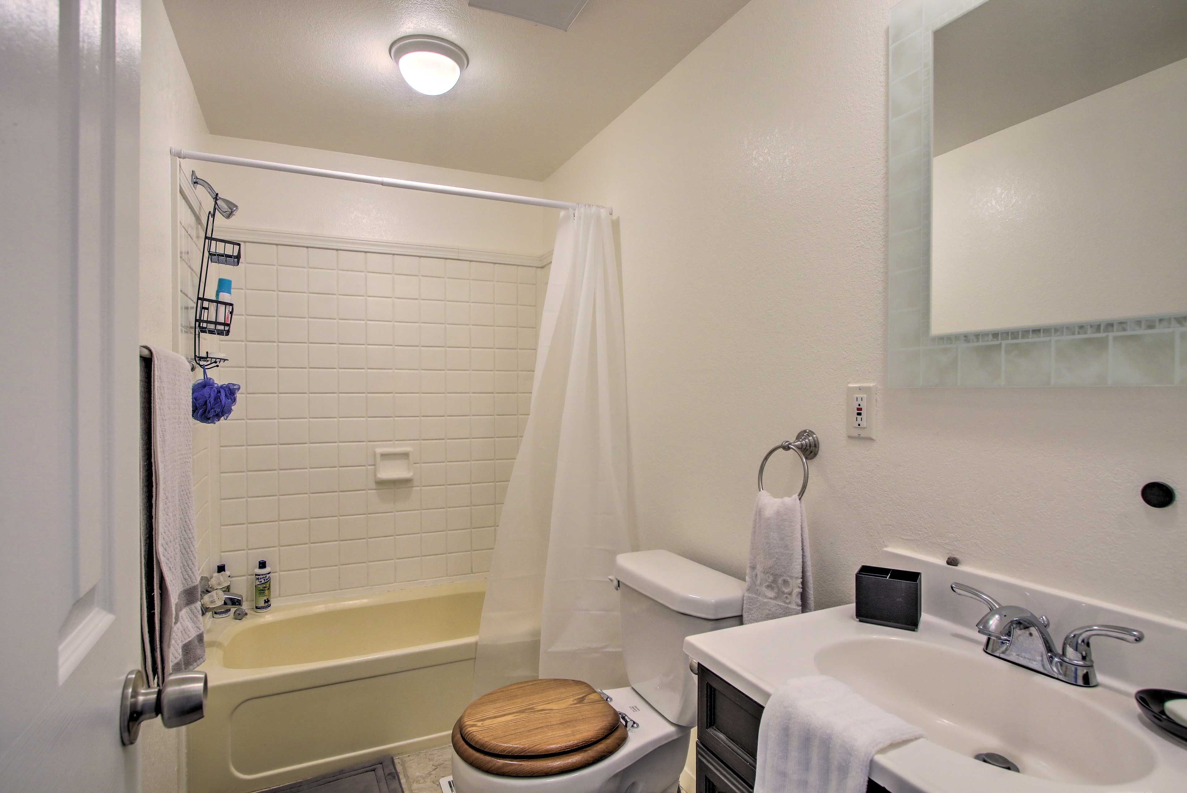 Full Bathroom