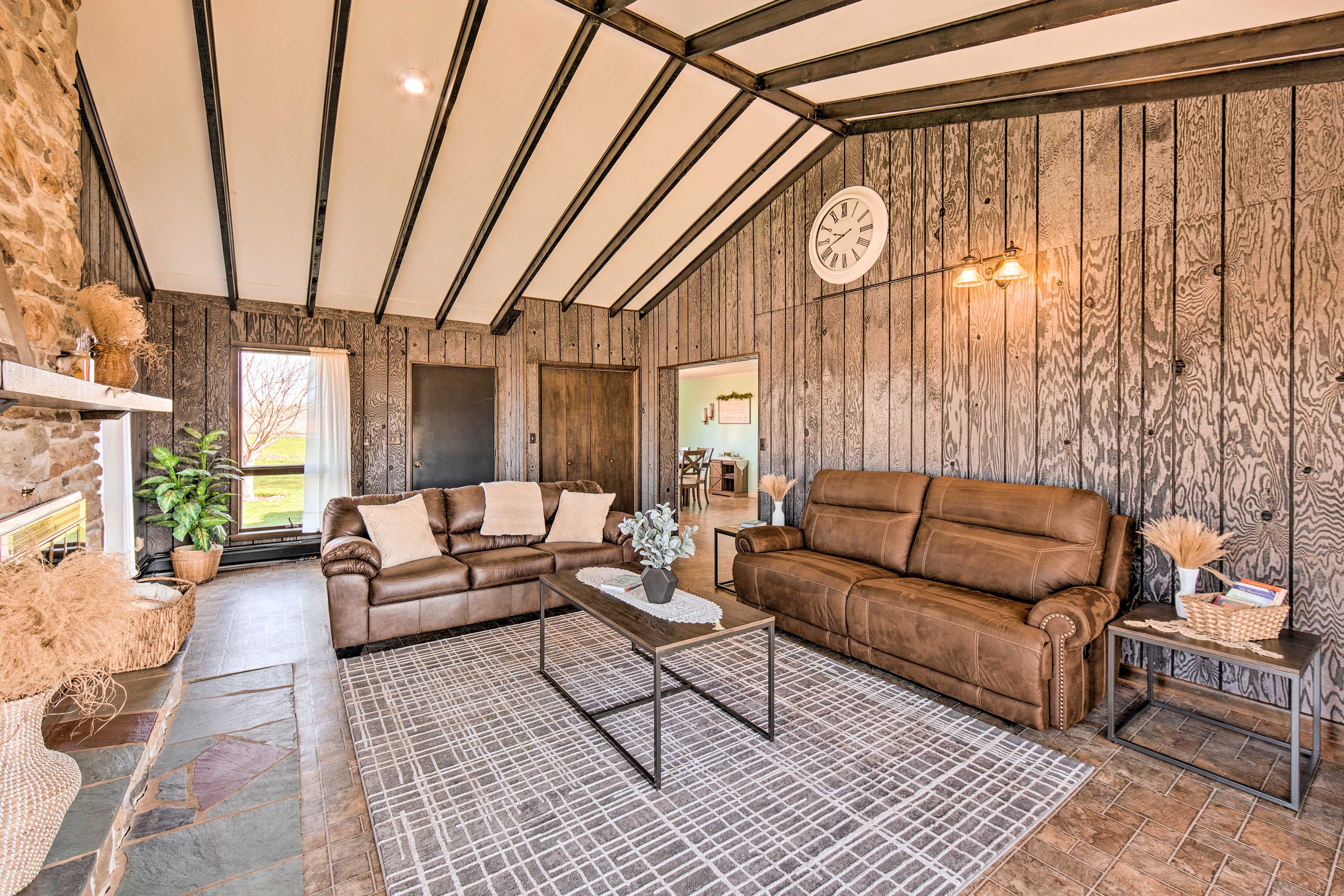 Living Room | Main Level | Books | Board Games