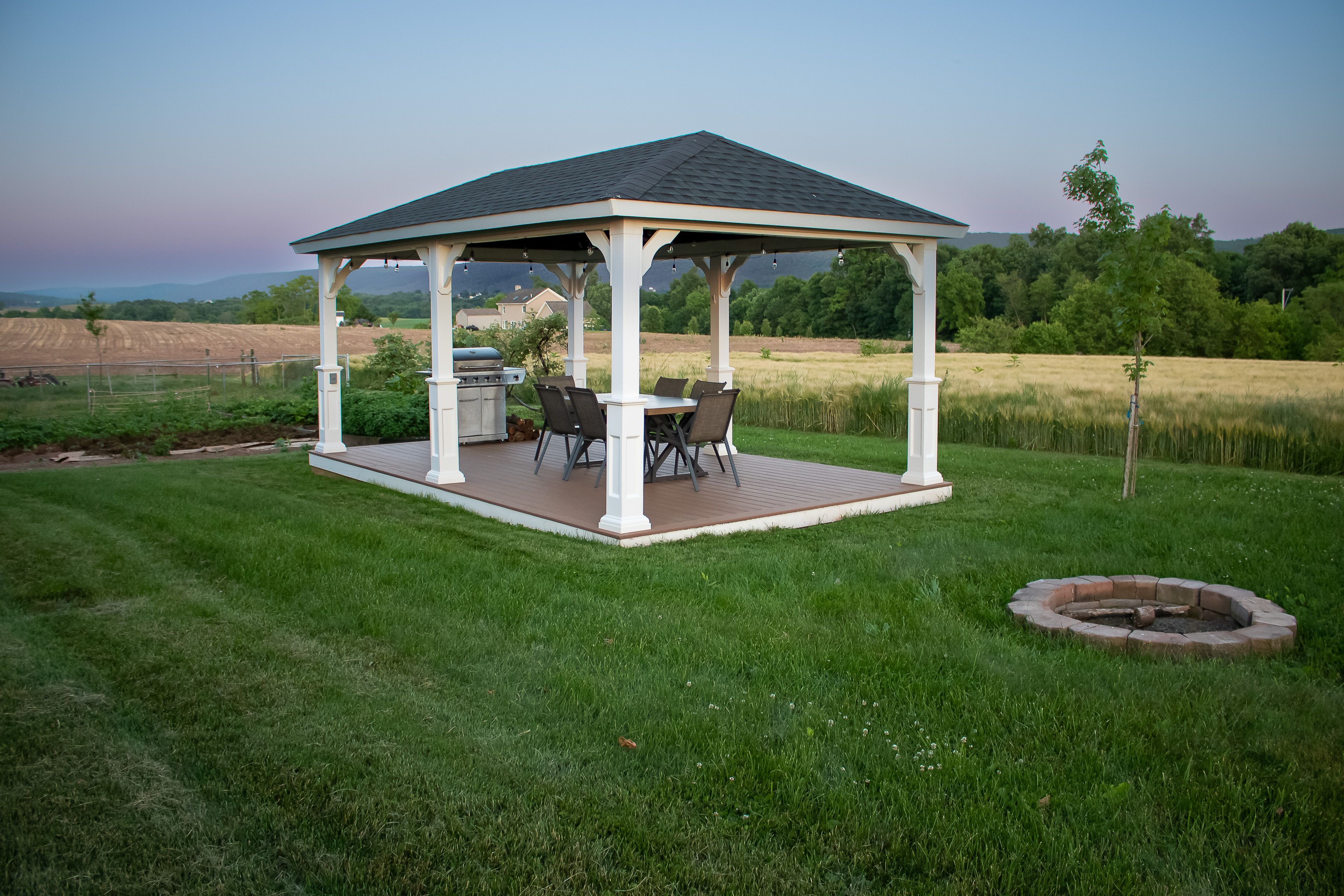 House Exterior | Gas Grill