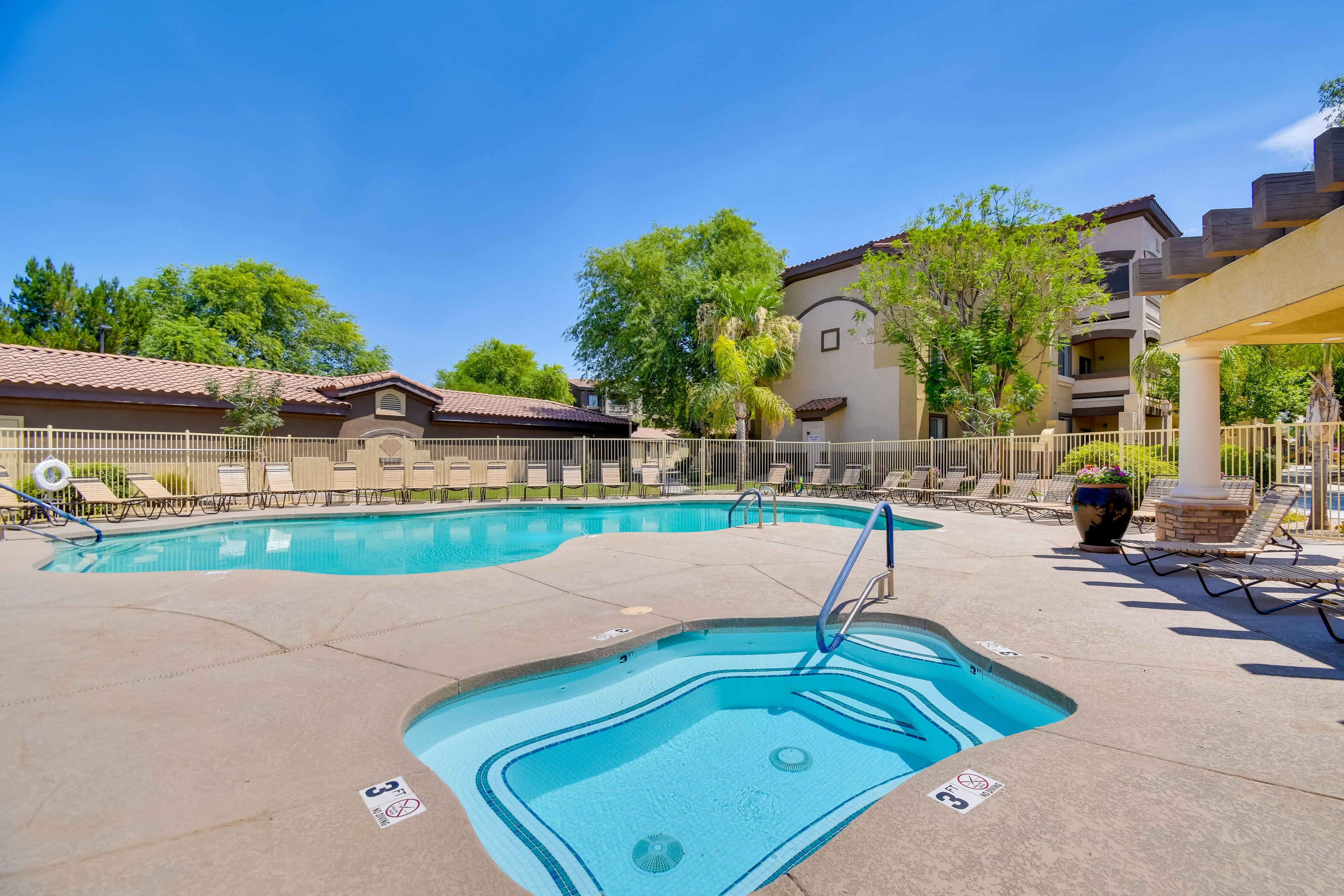 Mesa Vacation Rental | 3BR | 2BA | 1,280 Sq Ft | 4 Flights of Stairs to Enter