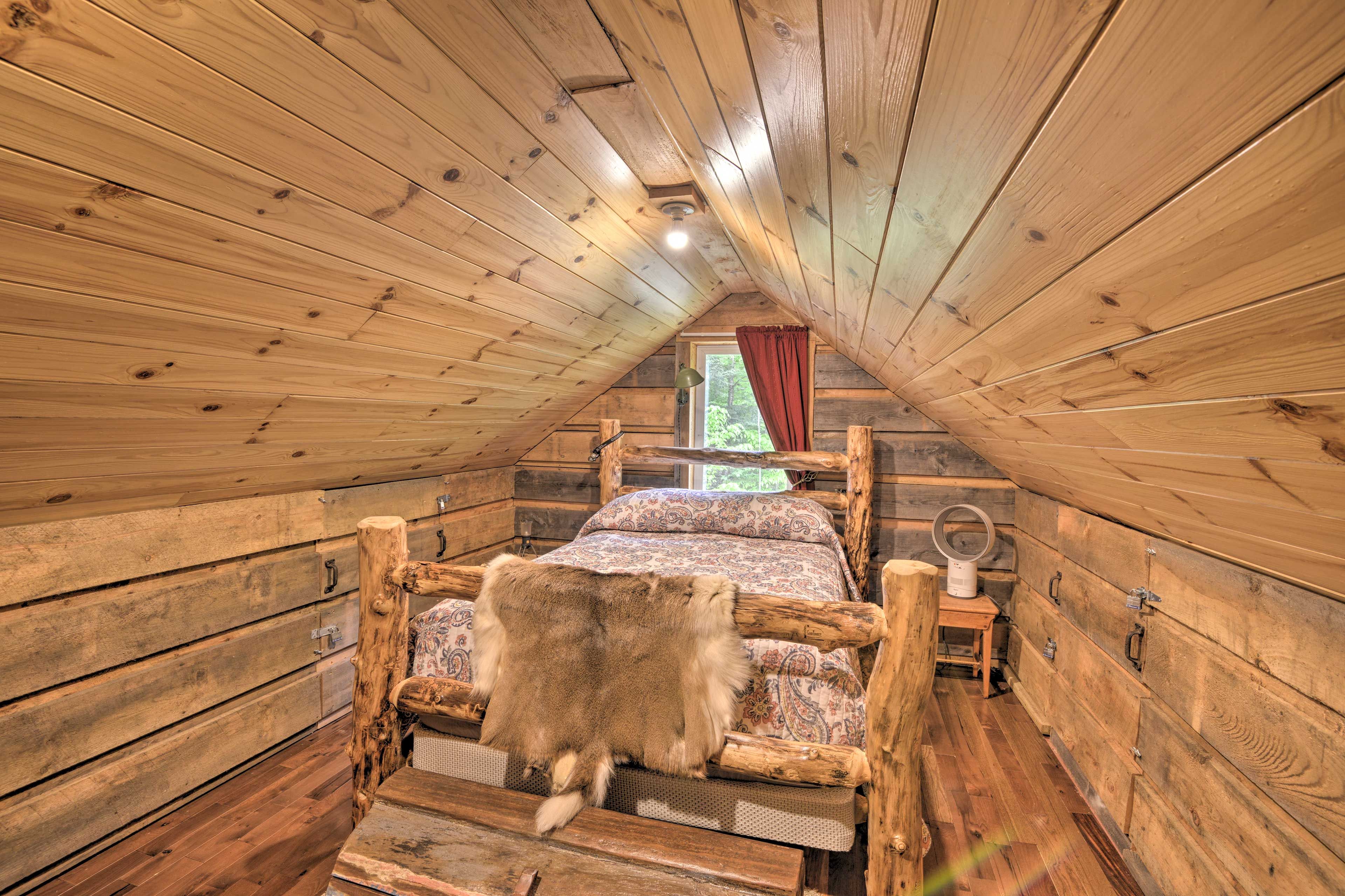 Bedroom 3 | Full Bed | 2nd Floor | Stairs Required to Access