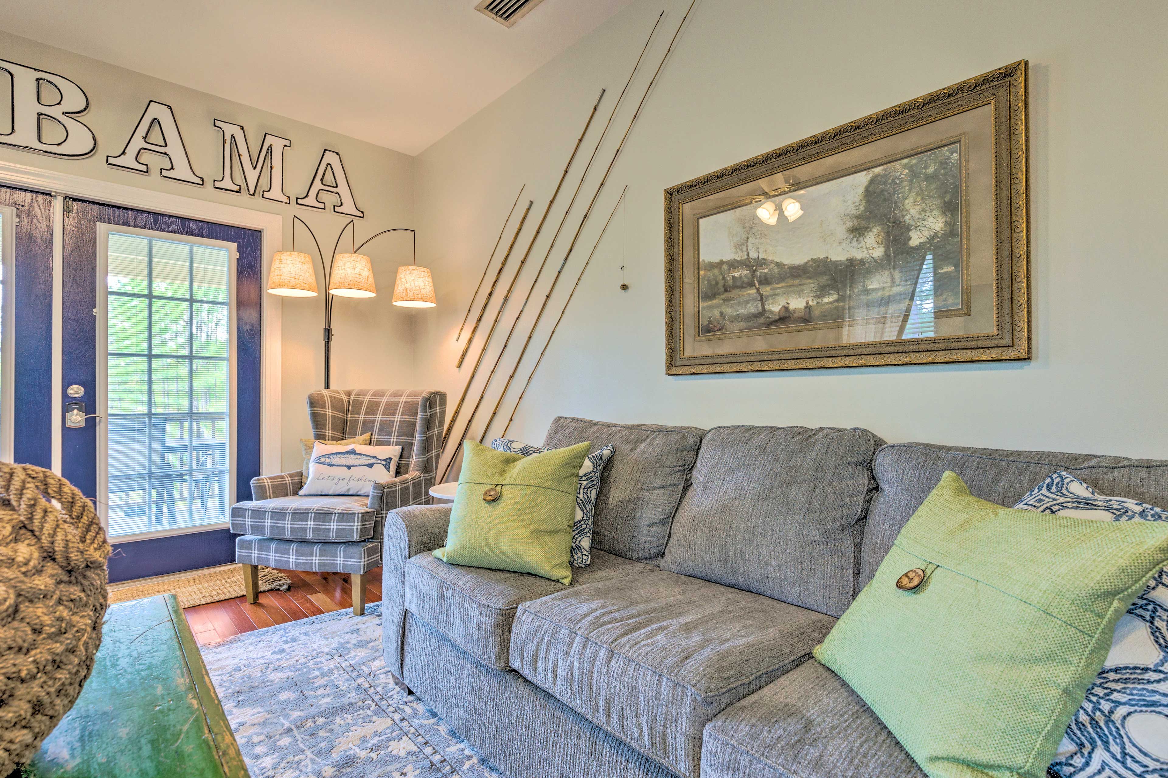 Living Room | Central Heat & A/C
