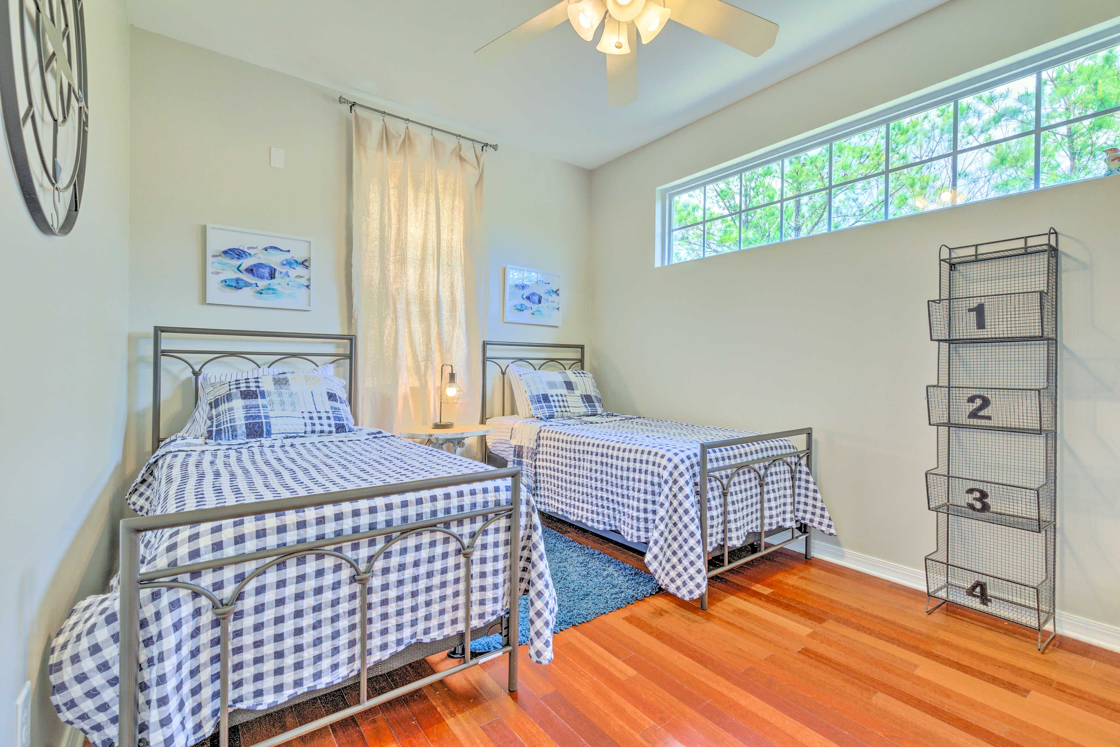Bedroom 3 | 2 Twin Beds