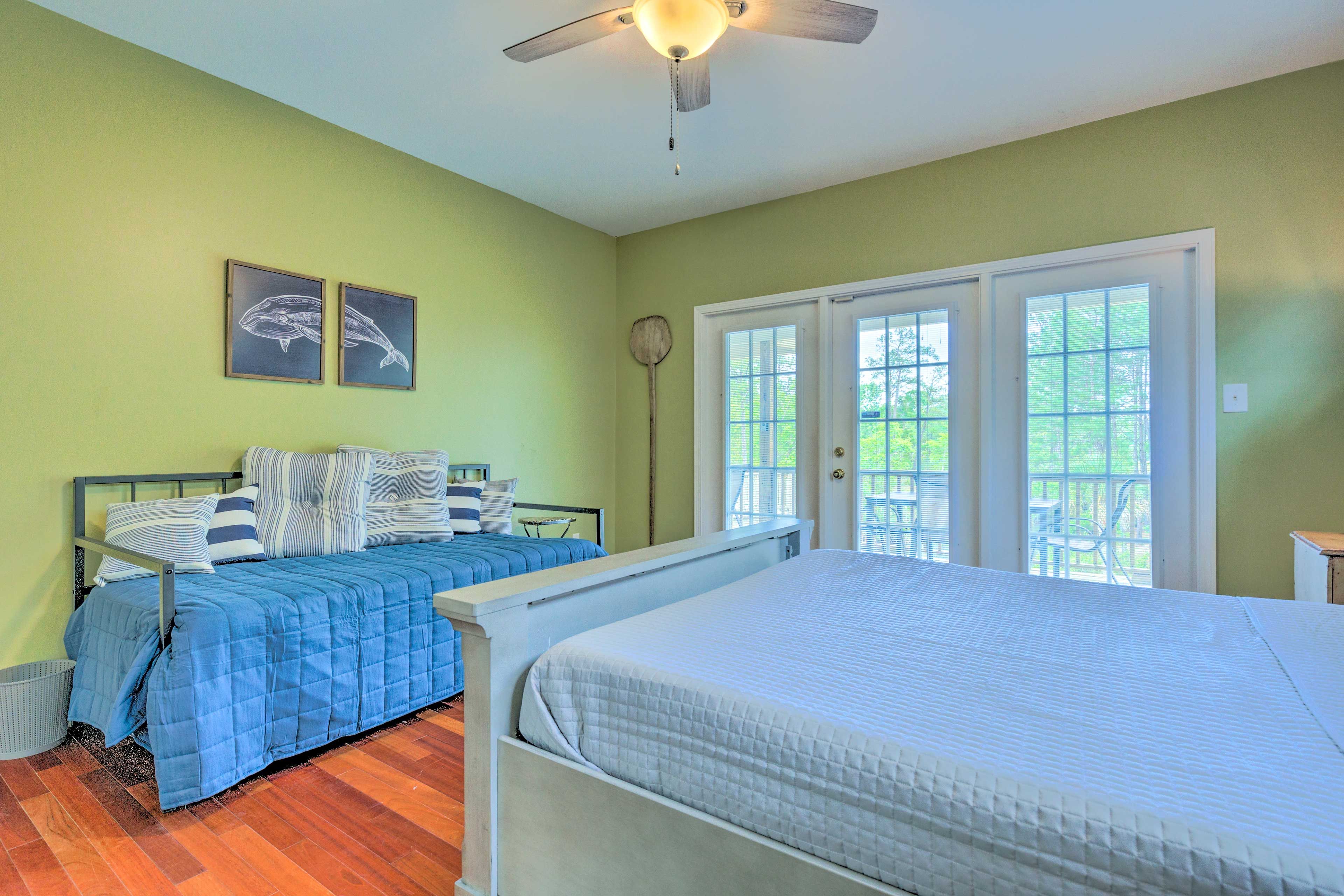 Bedroom 1 | Deck Access