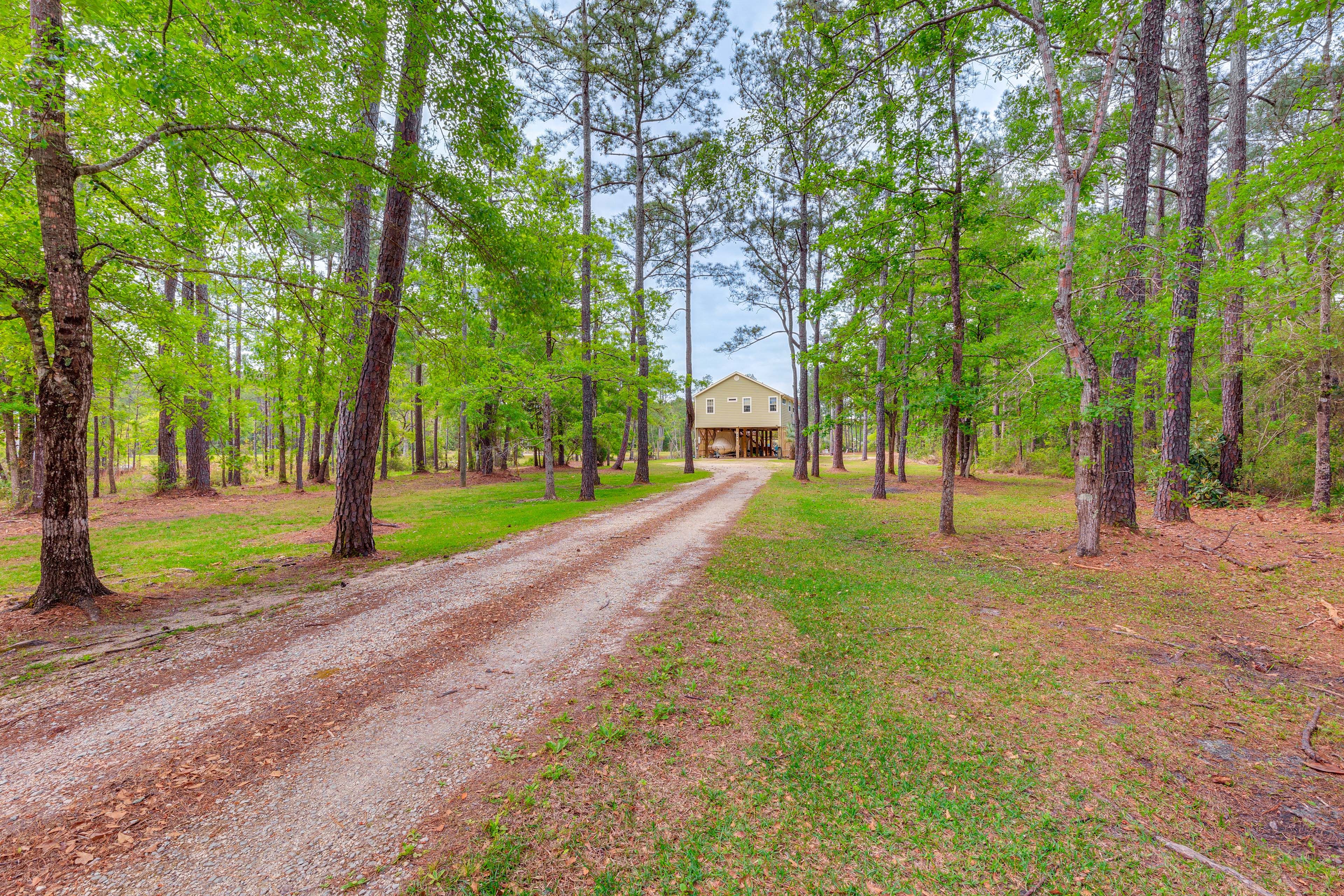 House Access Road
