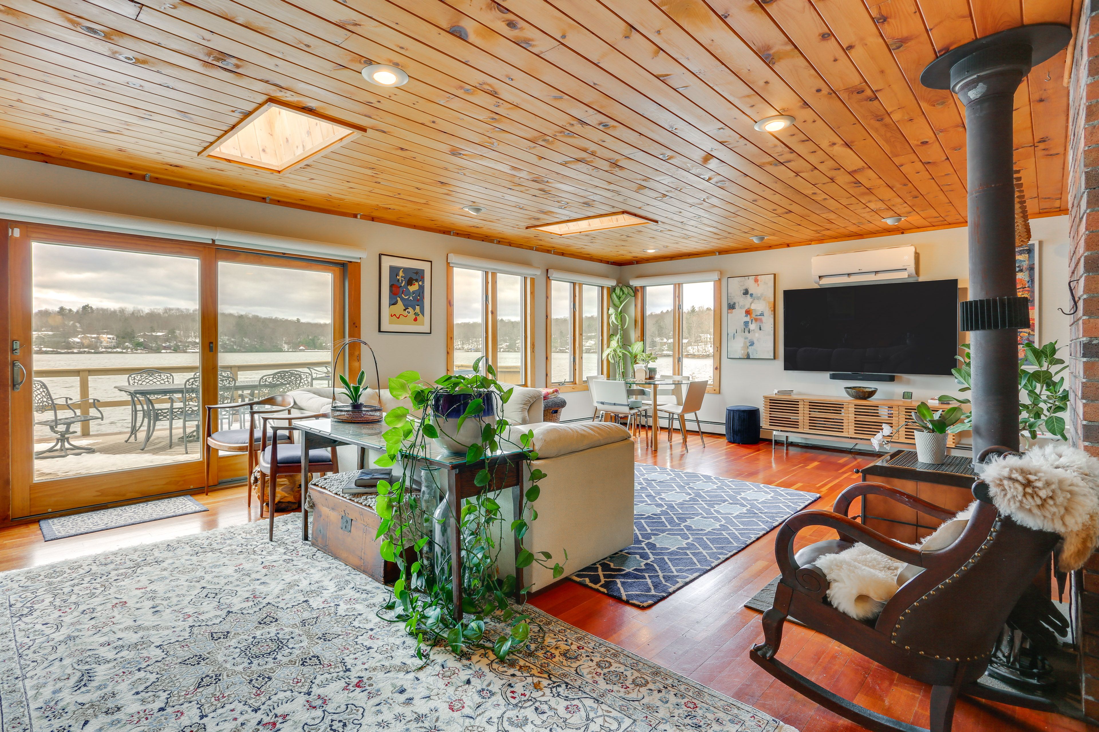 White Lake Vacation Rental | 4BR | 3BA | 1 Small Step to Enter | 2,176 Sq Ft