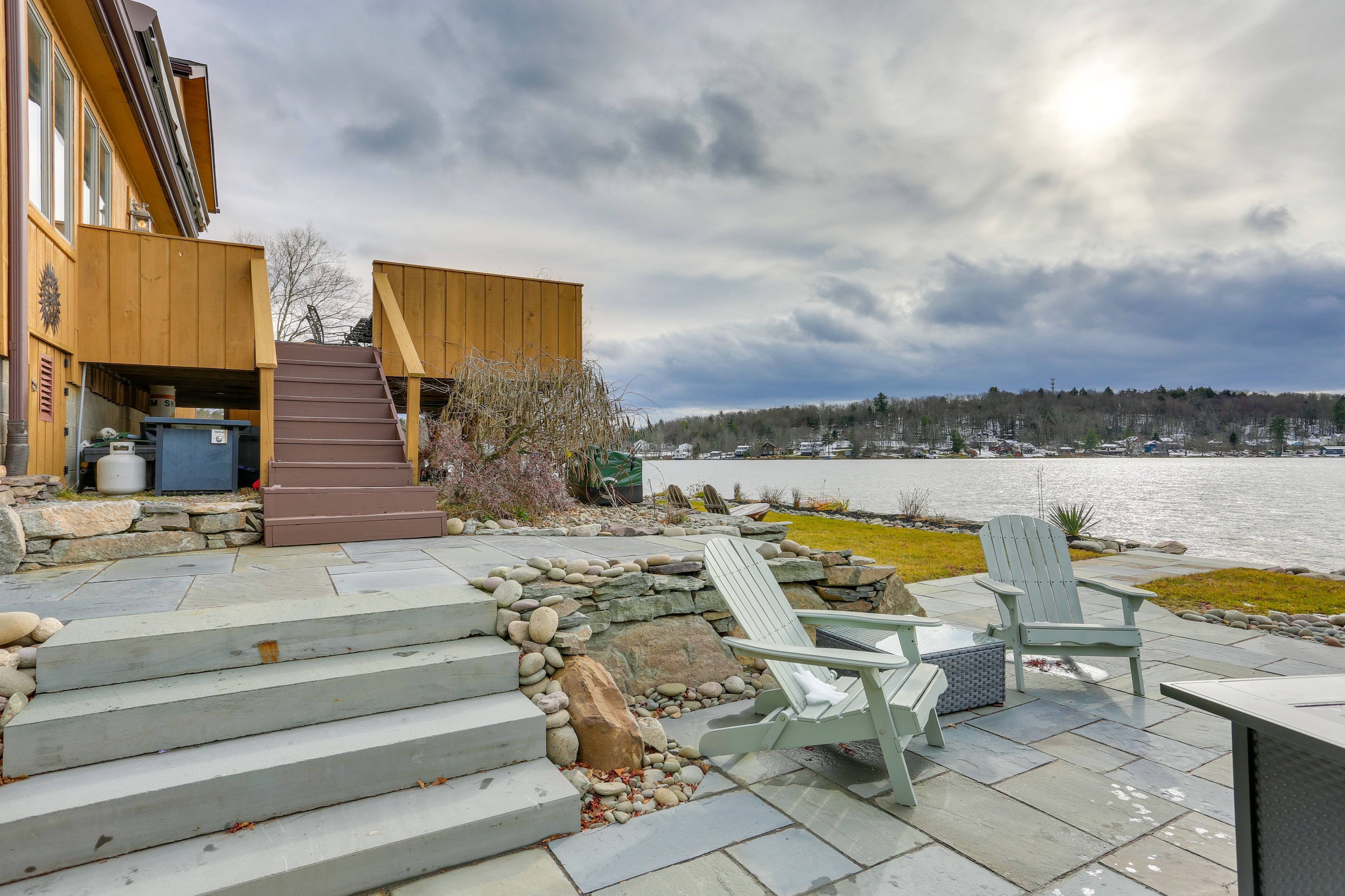 House Exterior | Gas Fire Pit | Wood-Burning Fire Pit