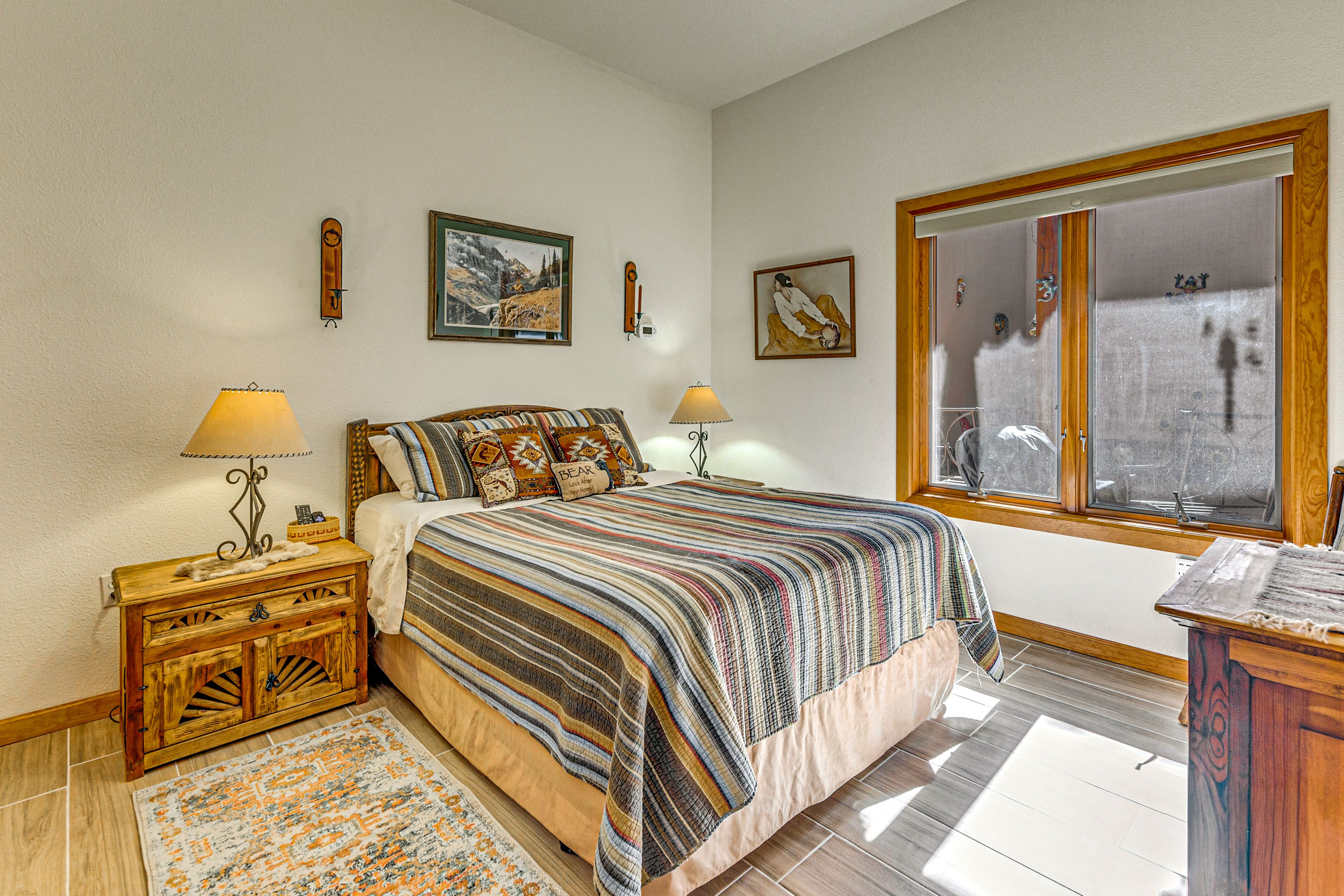 Bedroom 2 | Queen Bed | En-Suite Bathroom