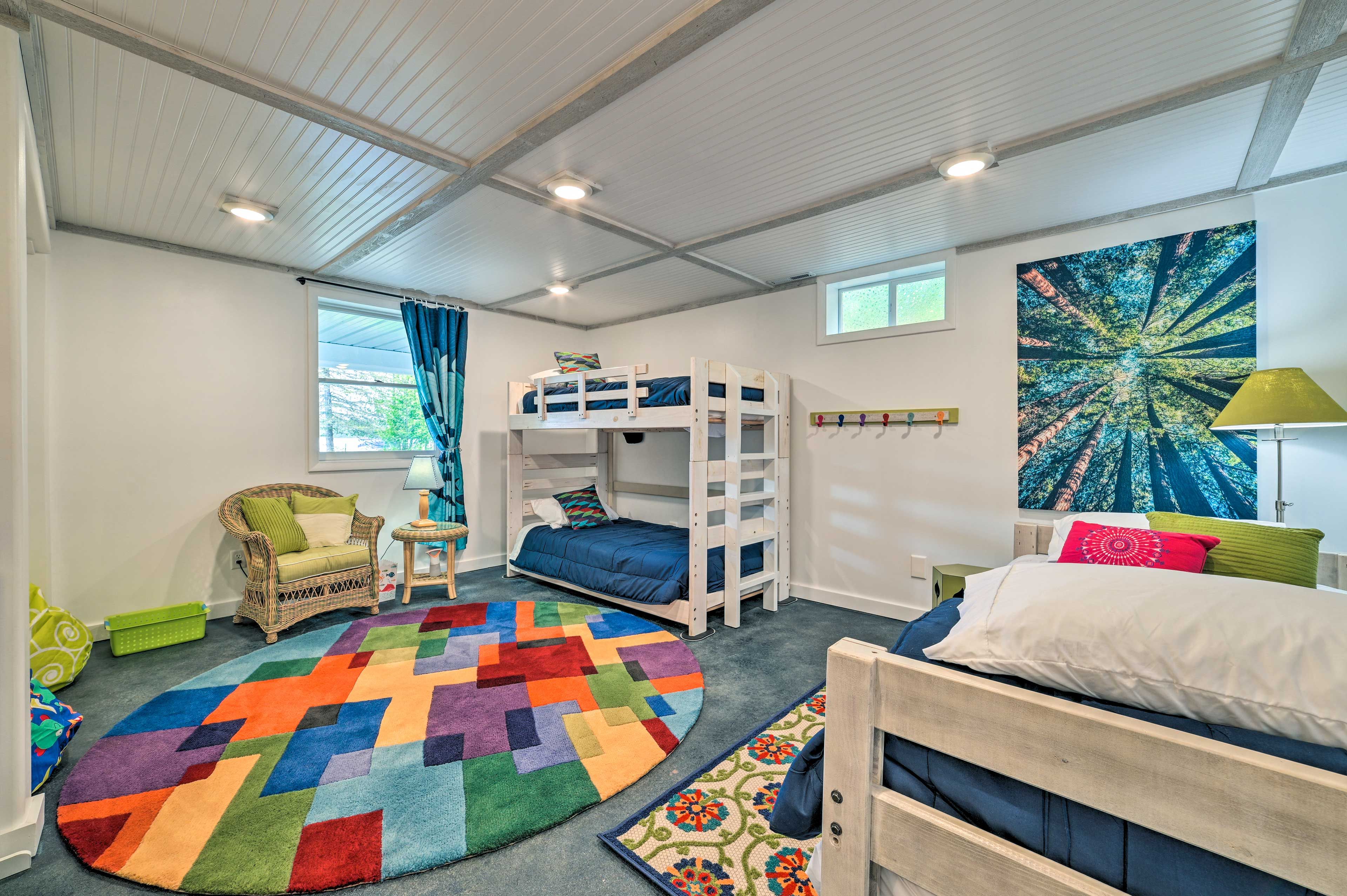Bedroom 4 | Twin Bunk Bed | Twin Daybed w/ Twin Trundle | 2nd Floor
