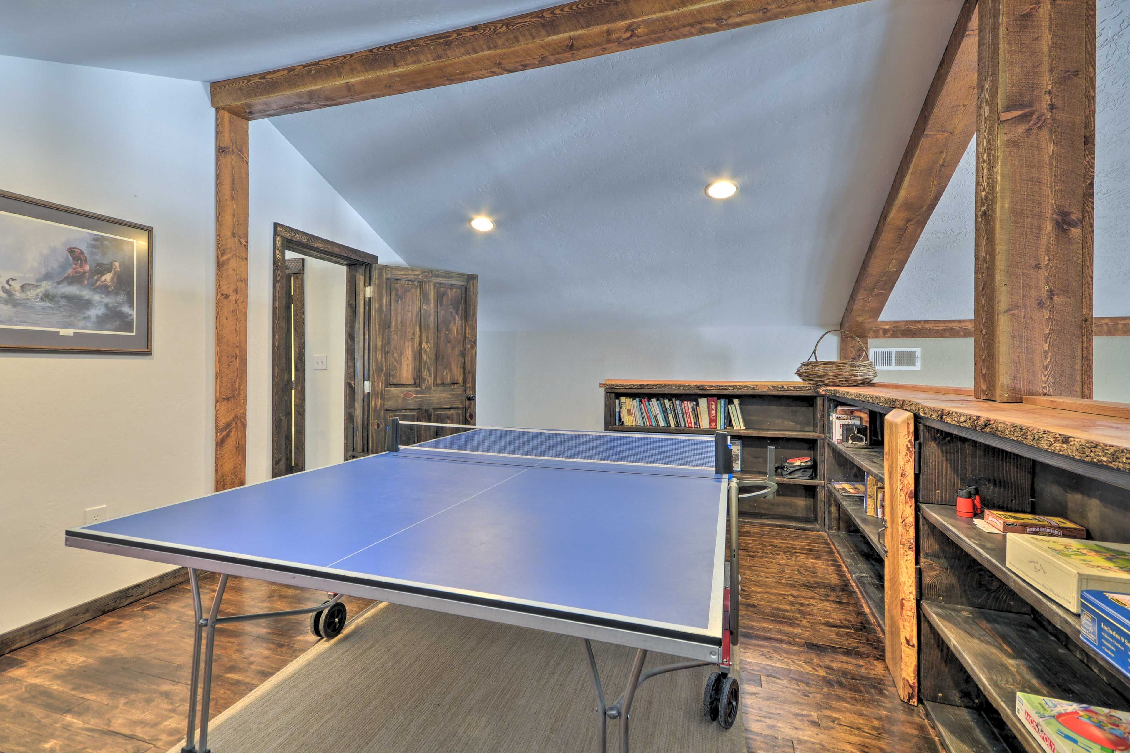 Loft | Ping Pong, Board Games & Books