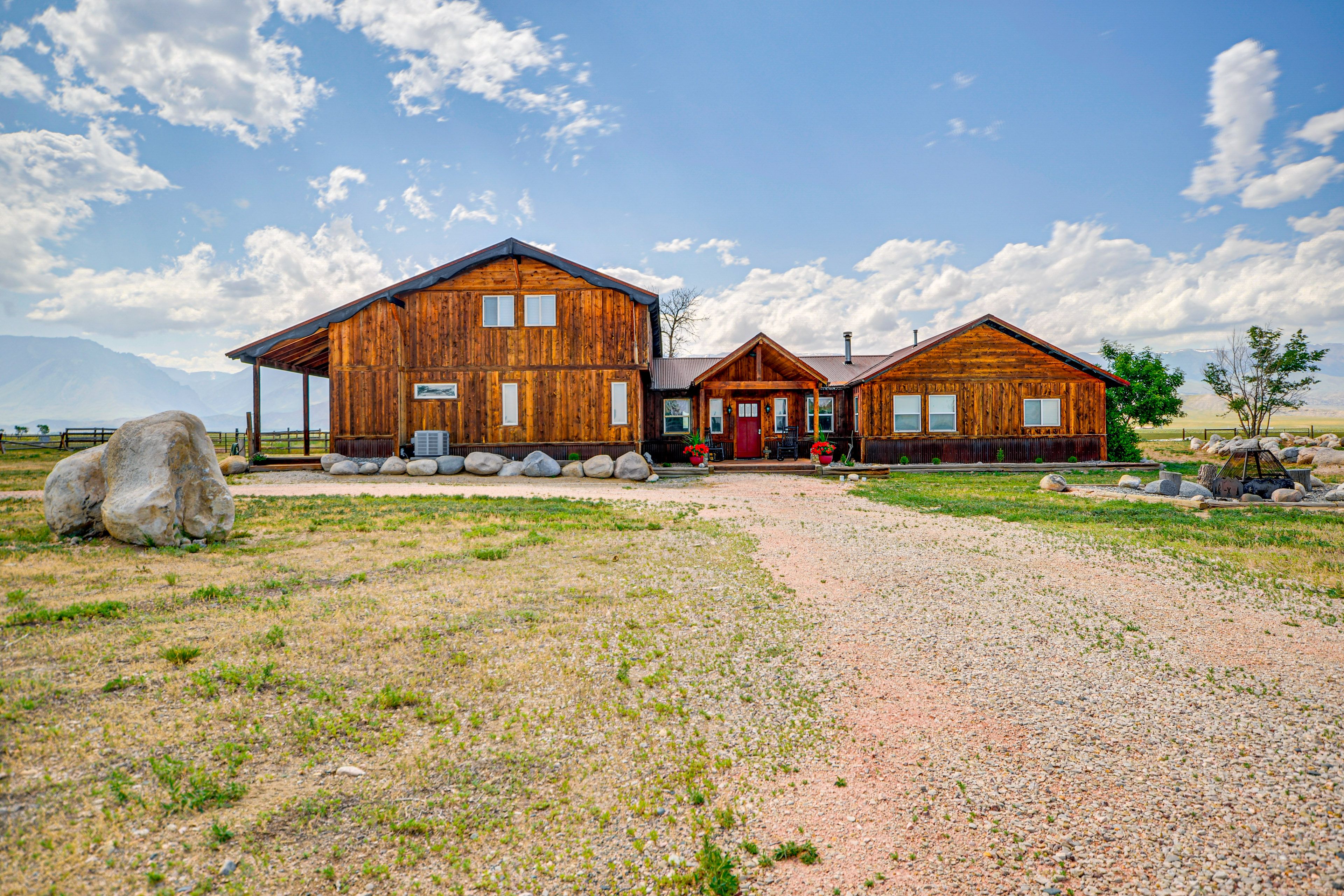 Parking | Gravel Driveway (5 Vehicles) | RV & Trailer Parking Allowed On-Site