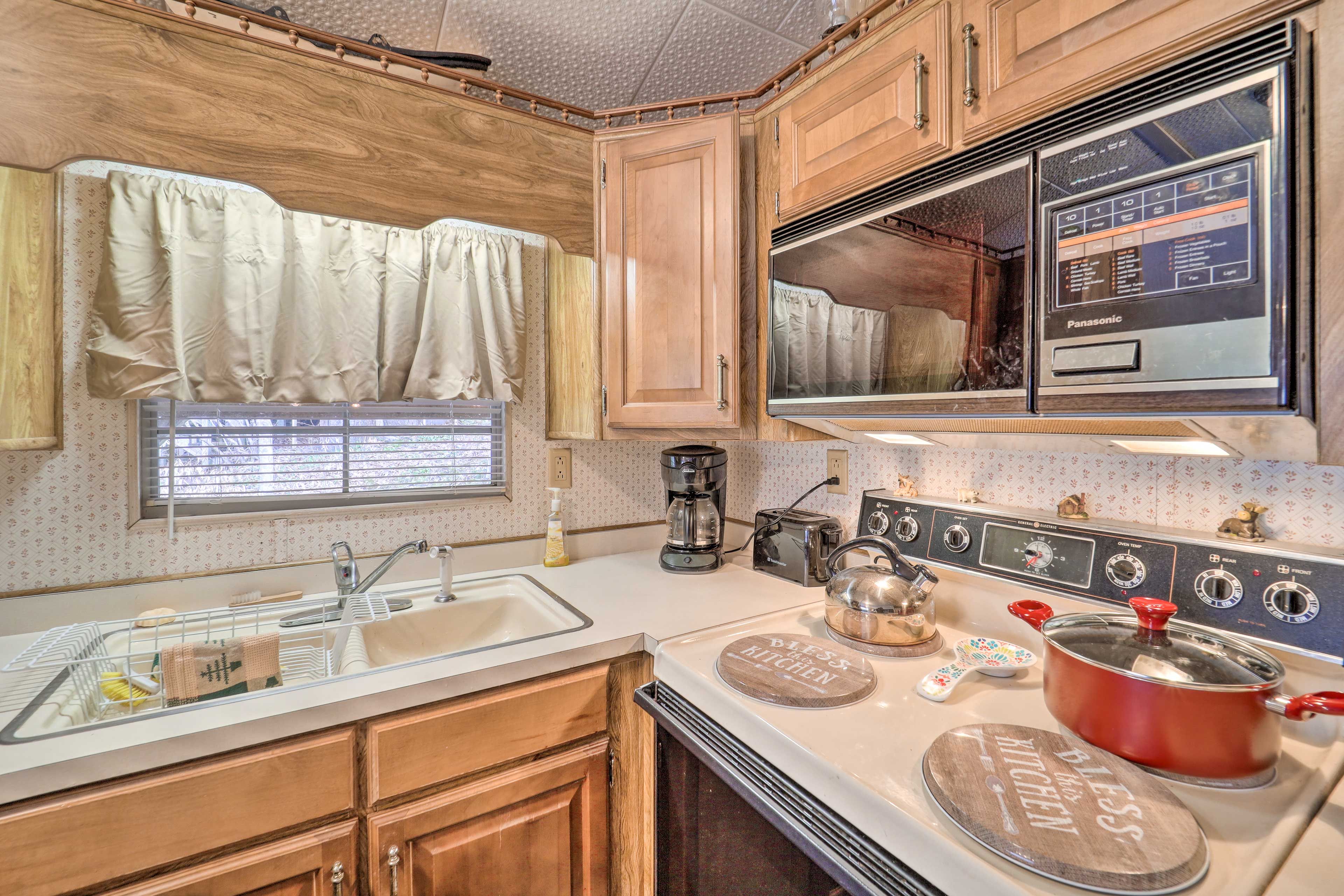Well-Equipped Kitchen
