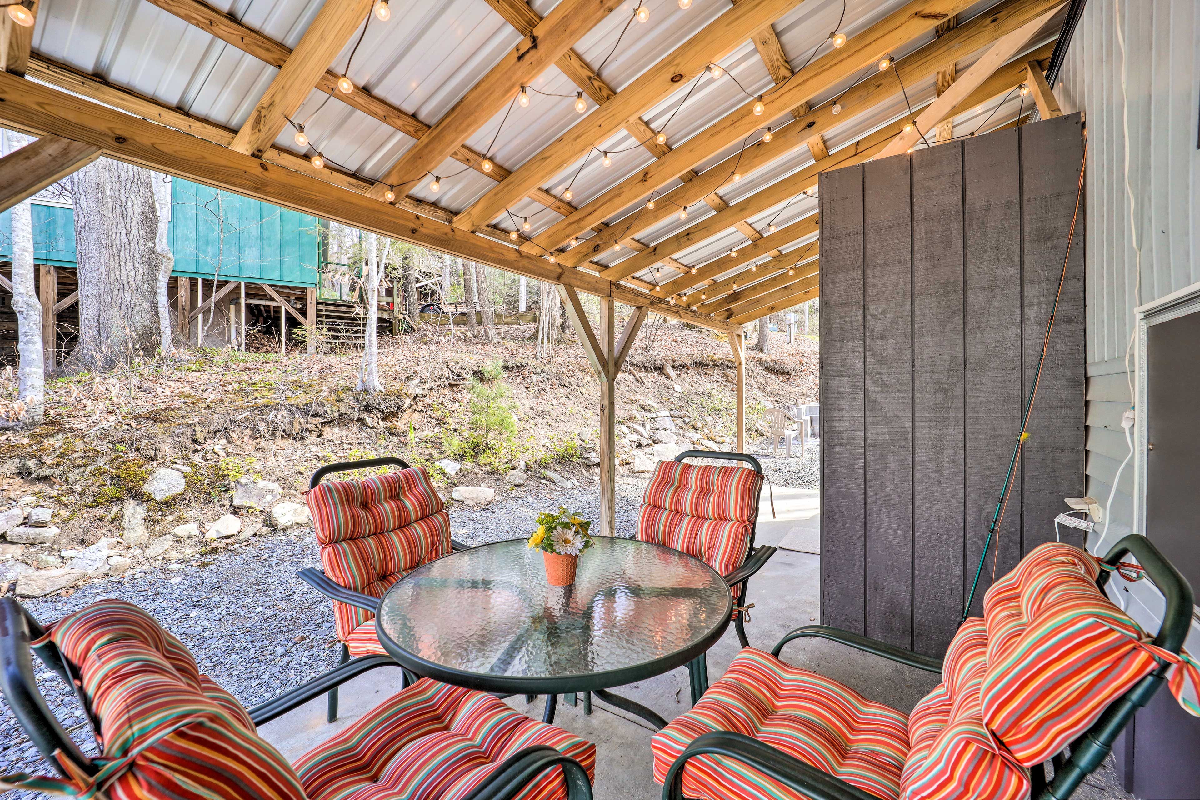 Patio | Grill | Fire Pit