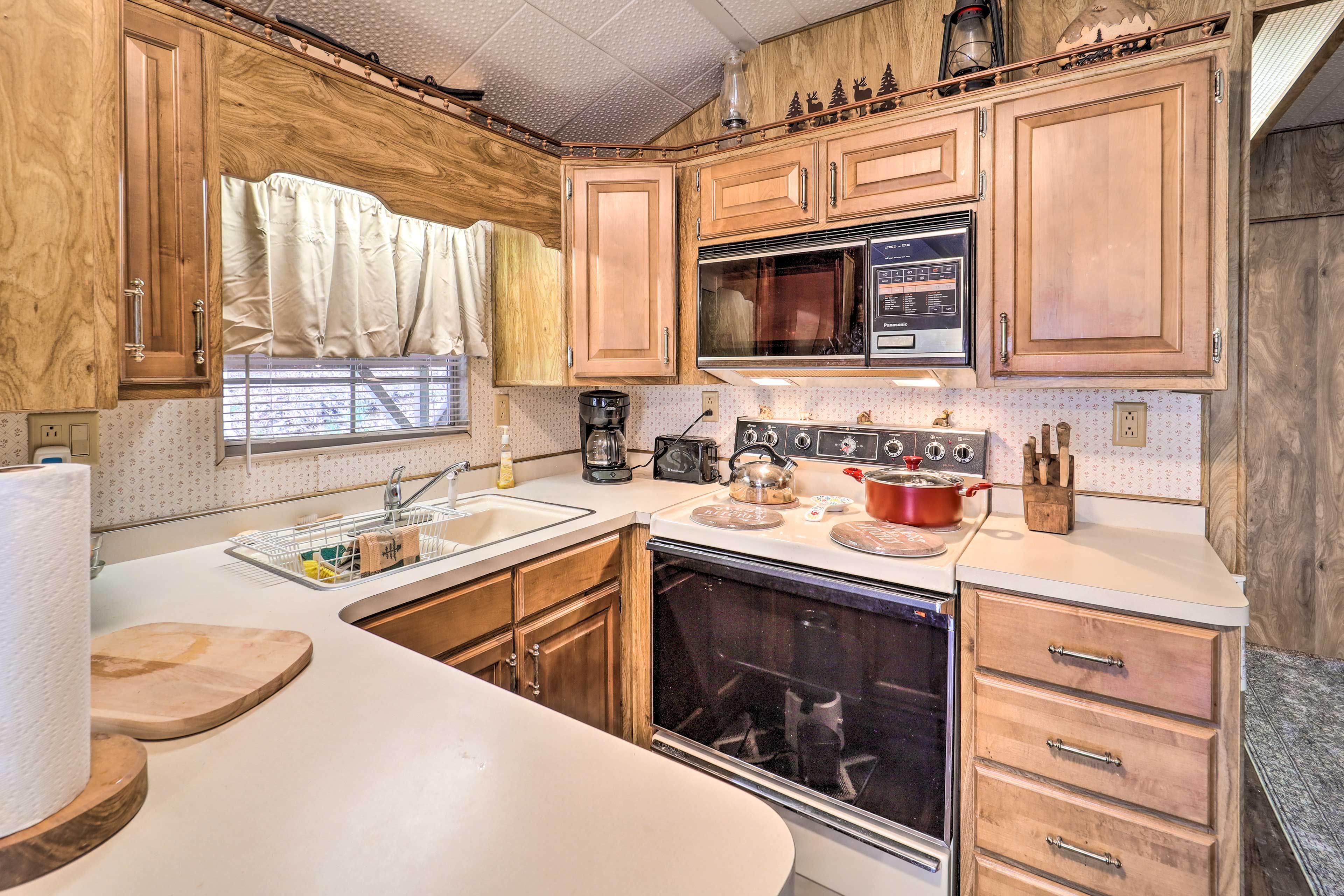 Well-Equipped Kitchen | Cooking Basics