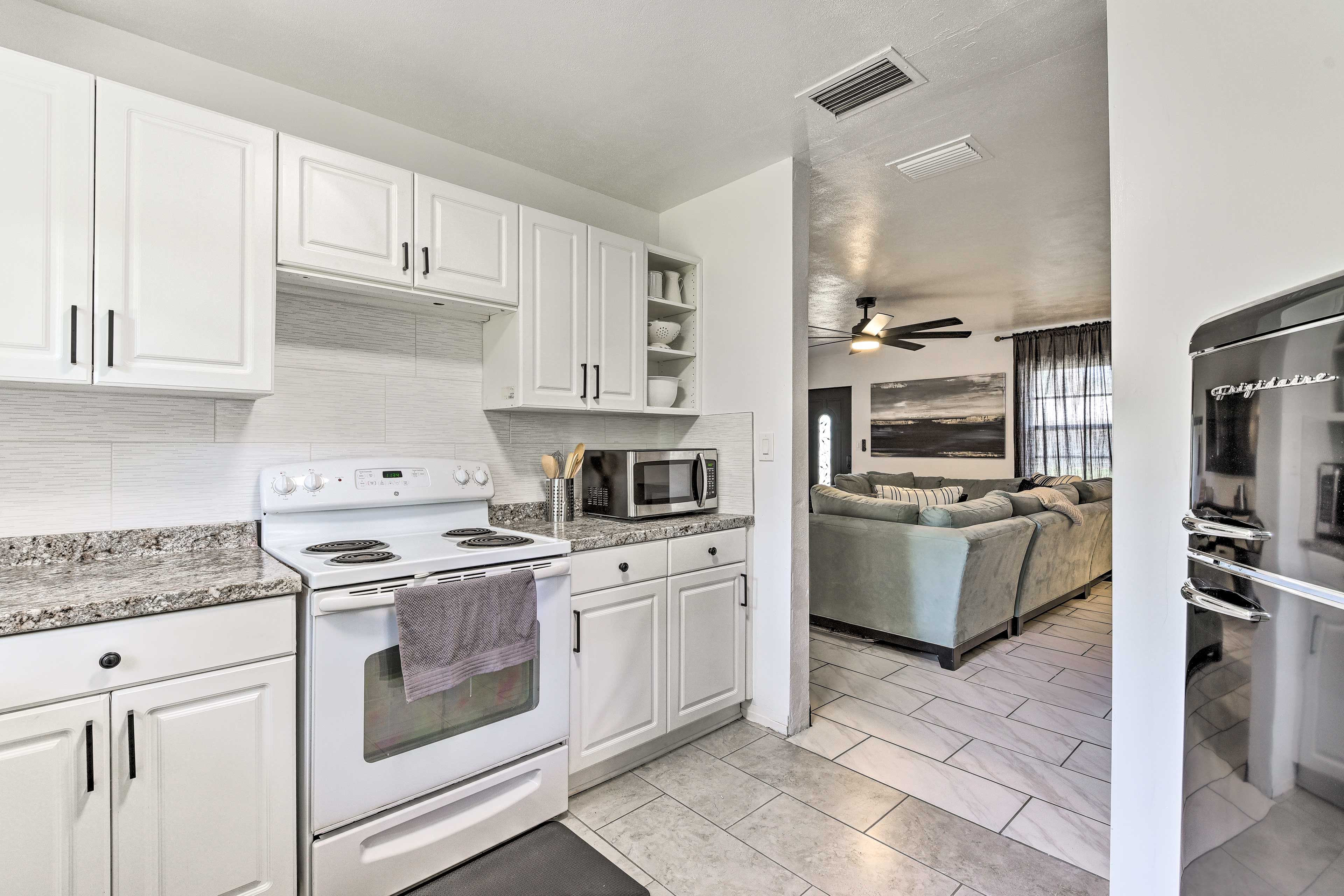 Well-Equipped Kitchen