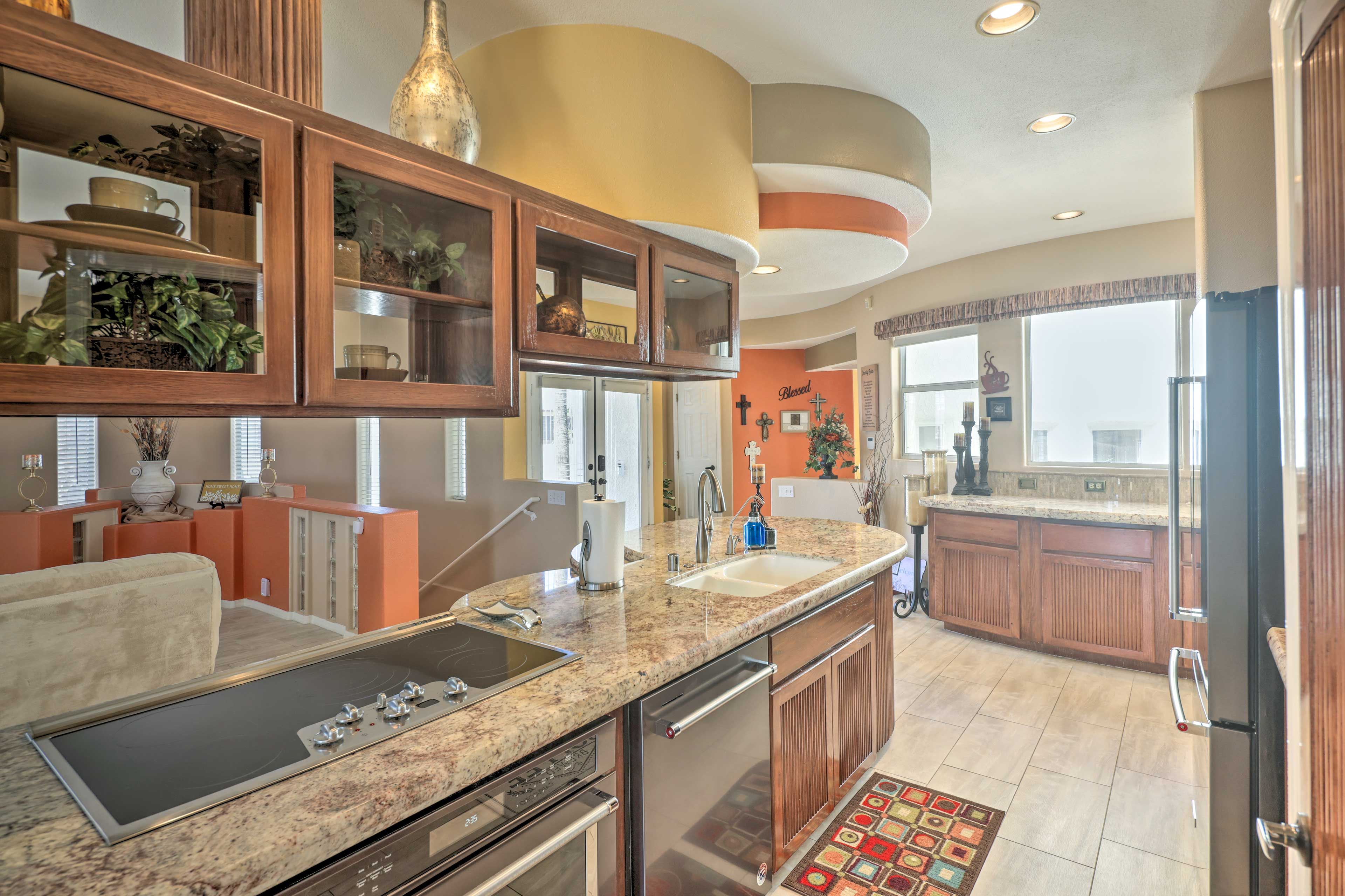 Kitchen | Dishware/Flatware