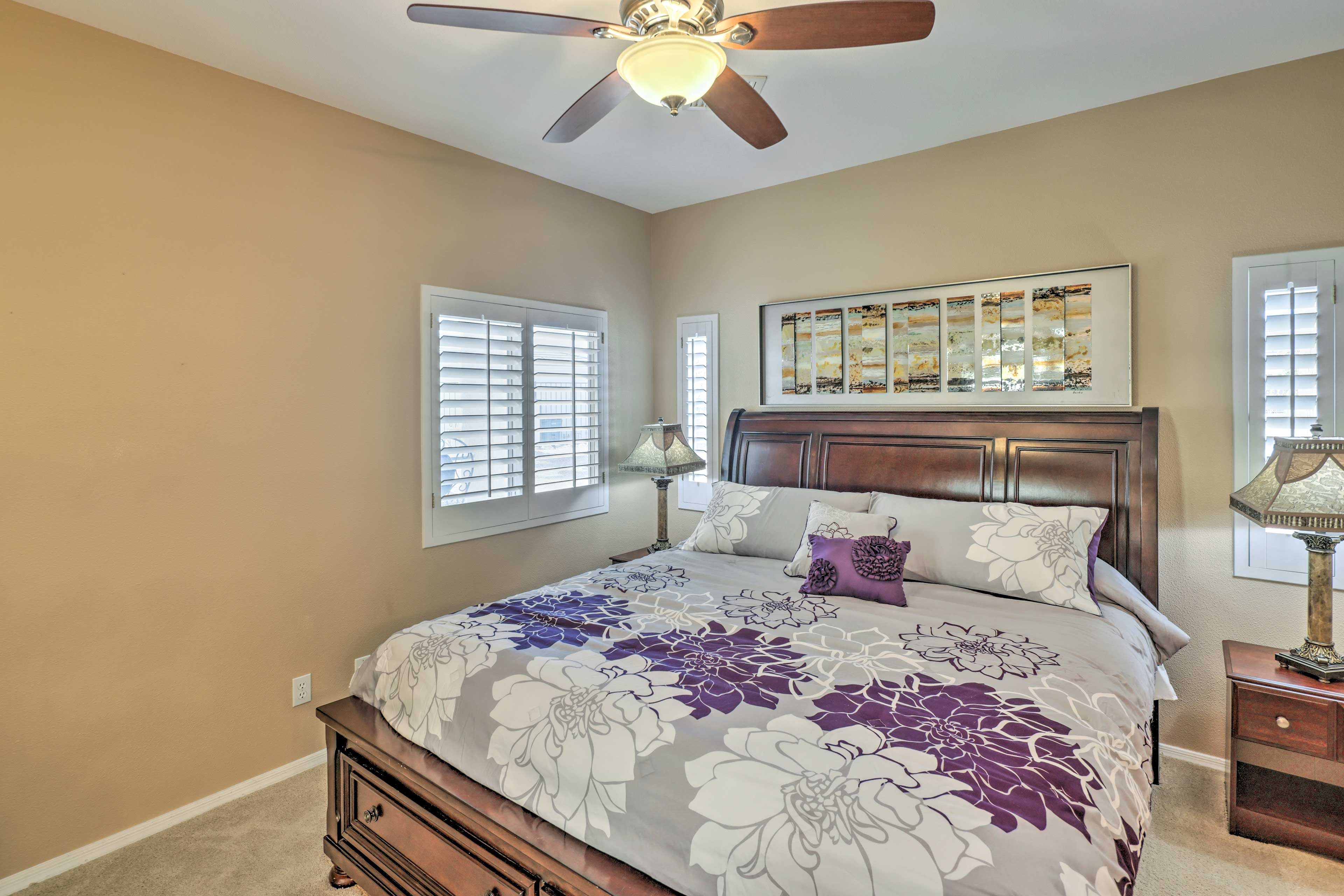 Bedroom 2 | King Bed | Main Floor