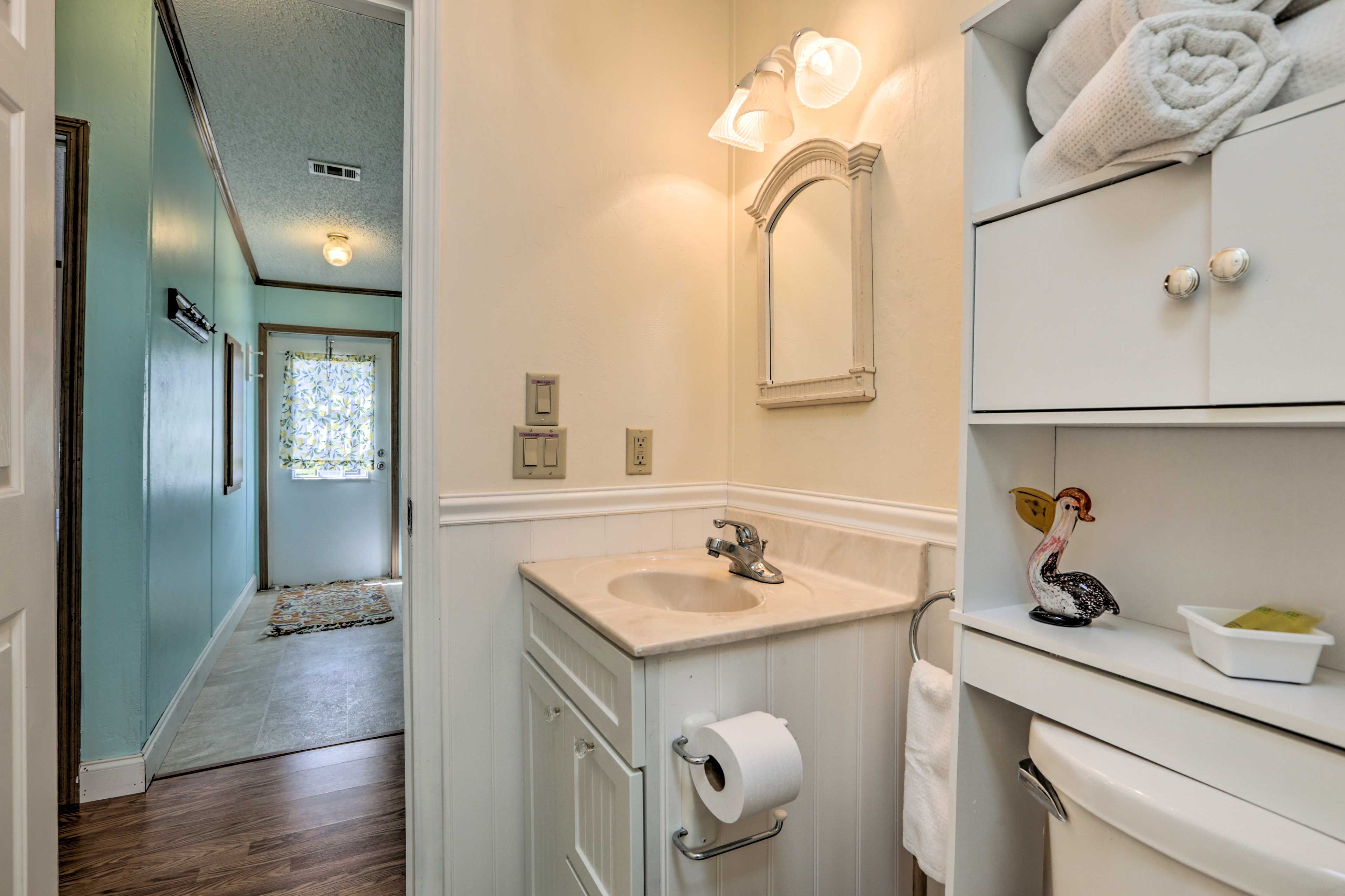 Full Bathroom