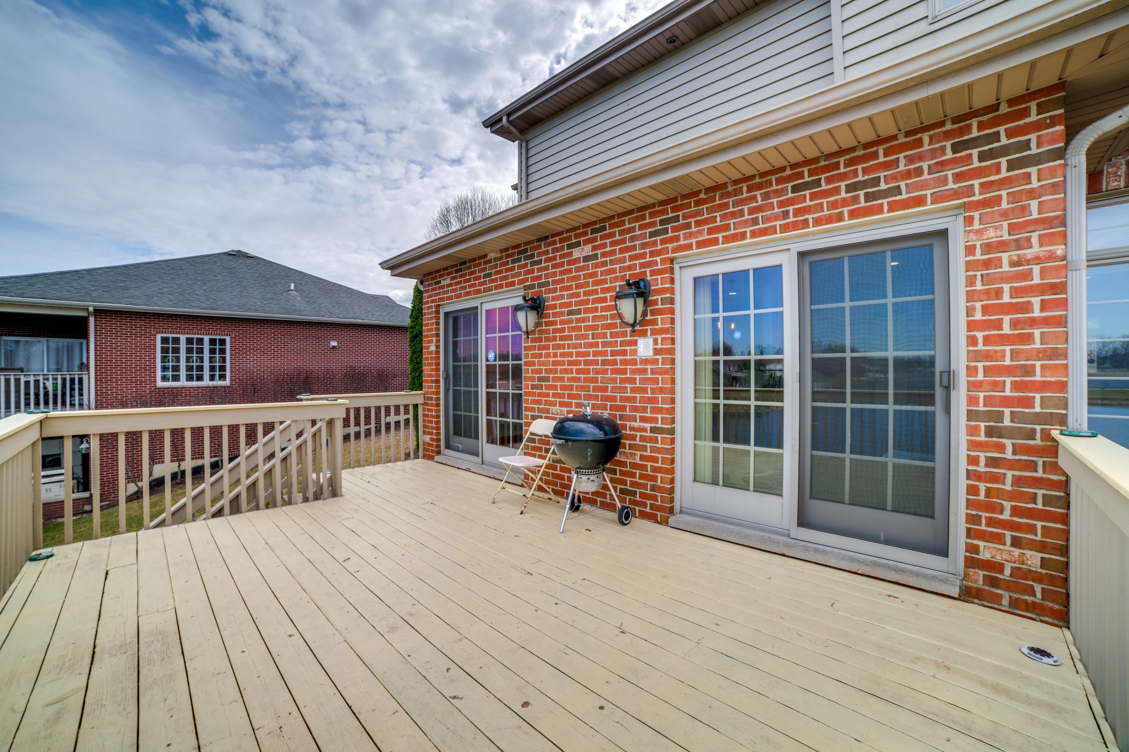Deck | Grill