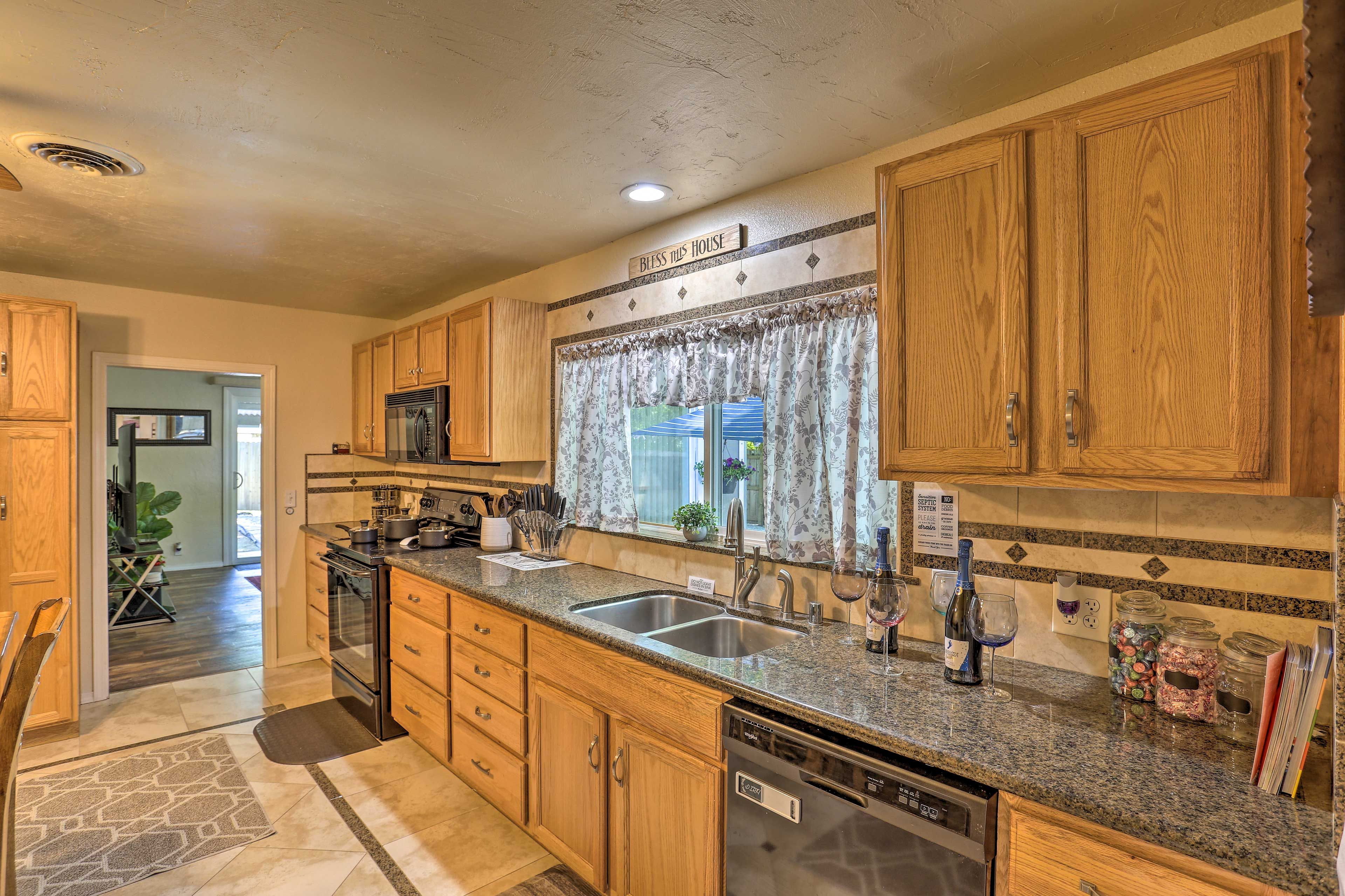 Kitchen | Fully Equipped | Cooking Basics