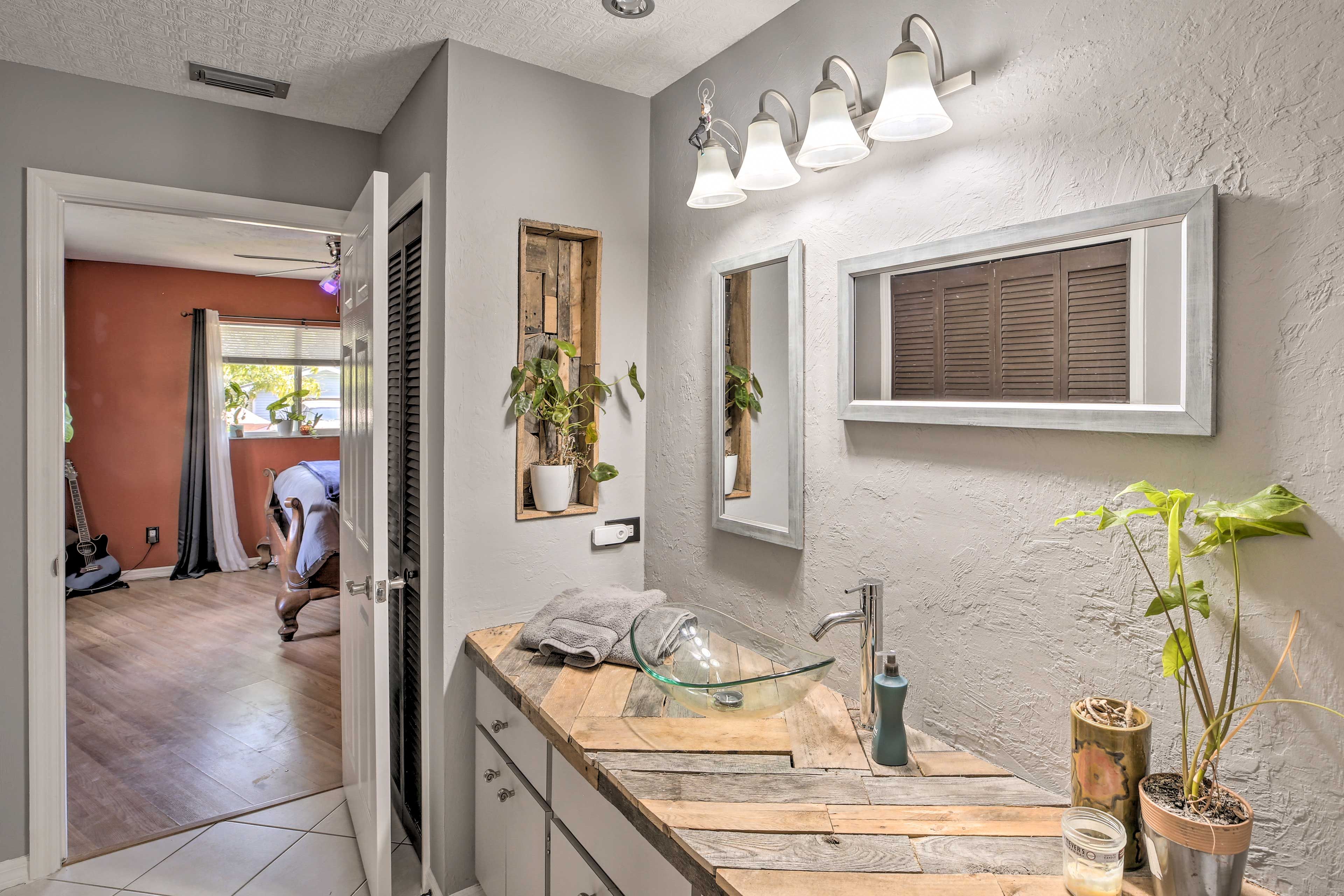 En-Suite Bathroom | Hair Dryer