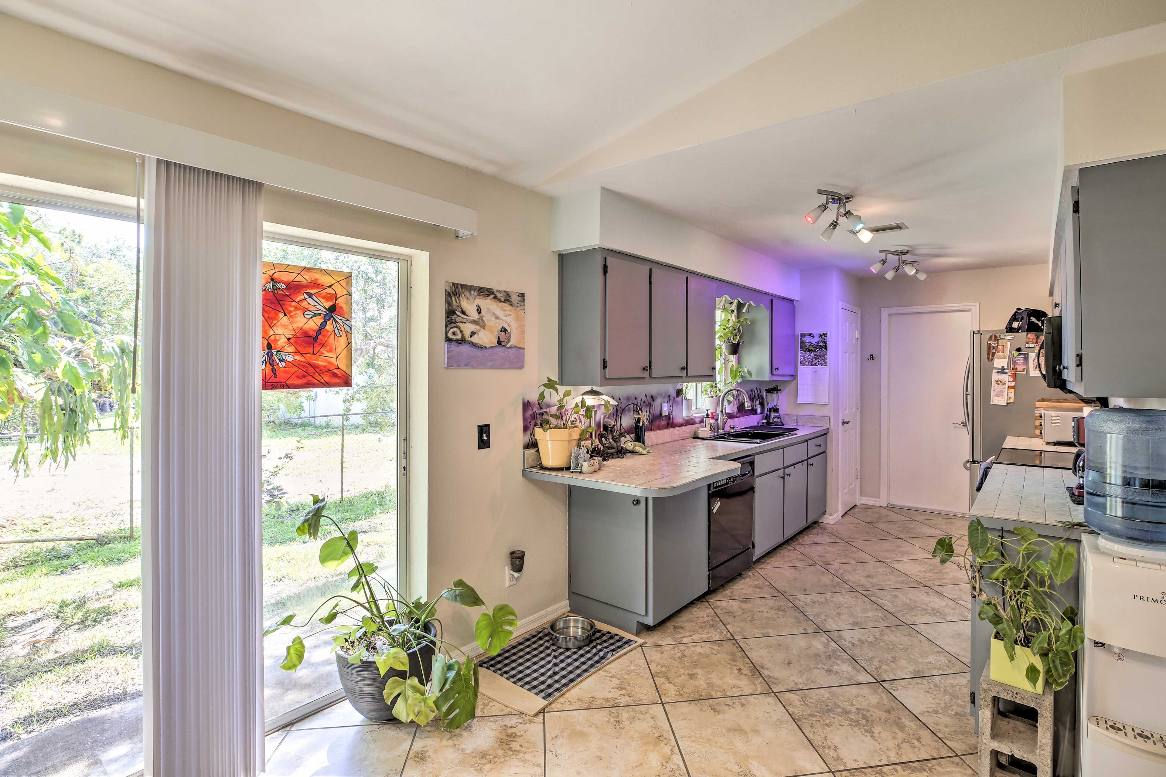 Kitchen | Fully Equipped