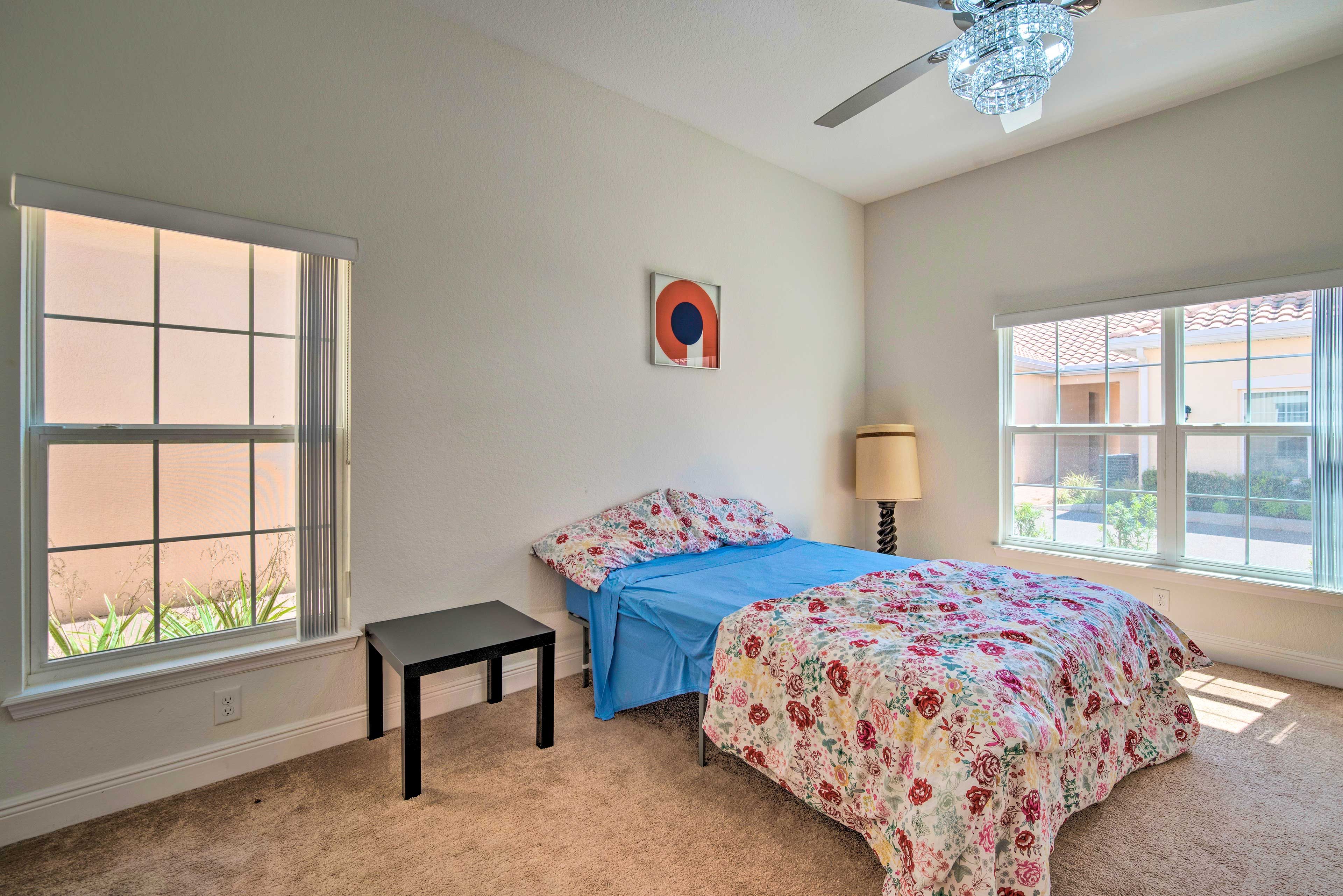 Bedroom 1 | Main Level | Queen Bed