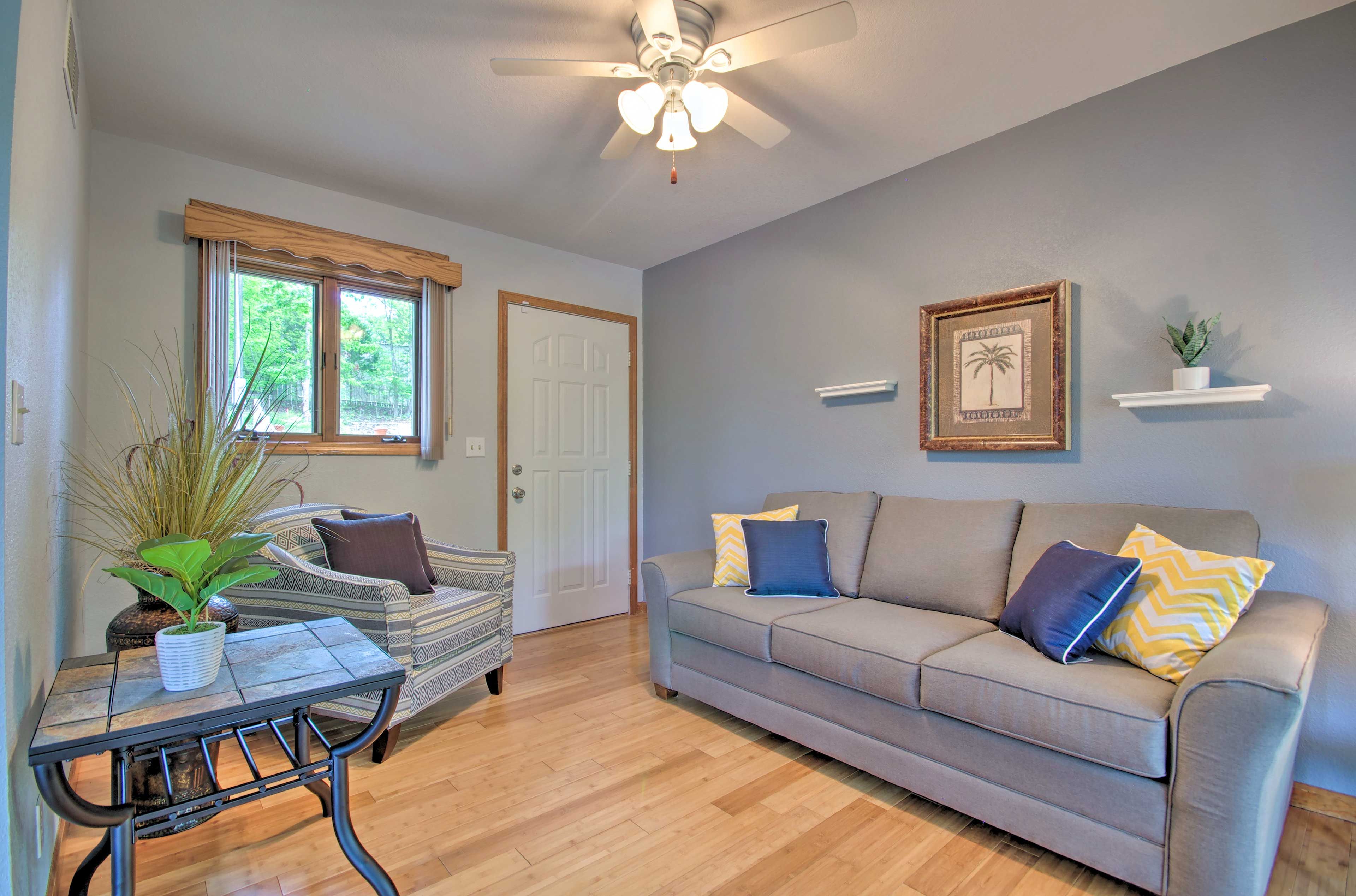 Second Living Room | Sleeper Sofa