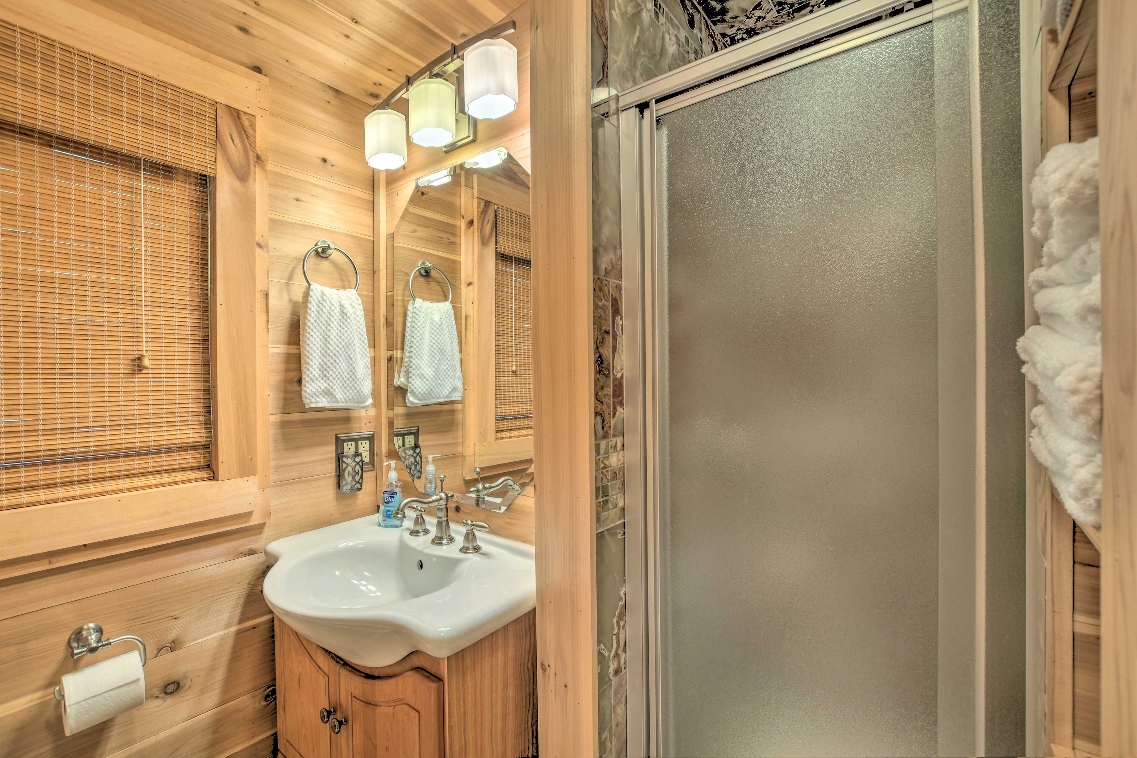 Full Bathroom