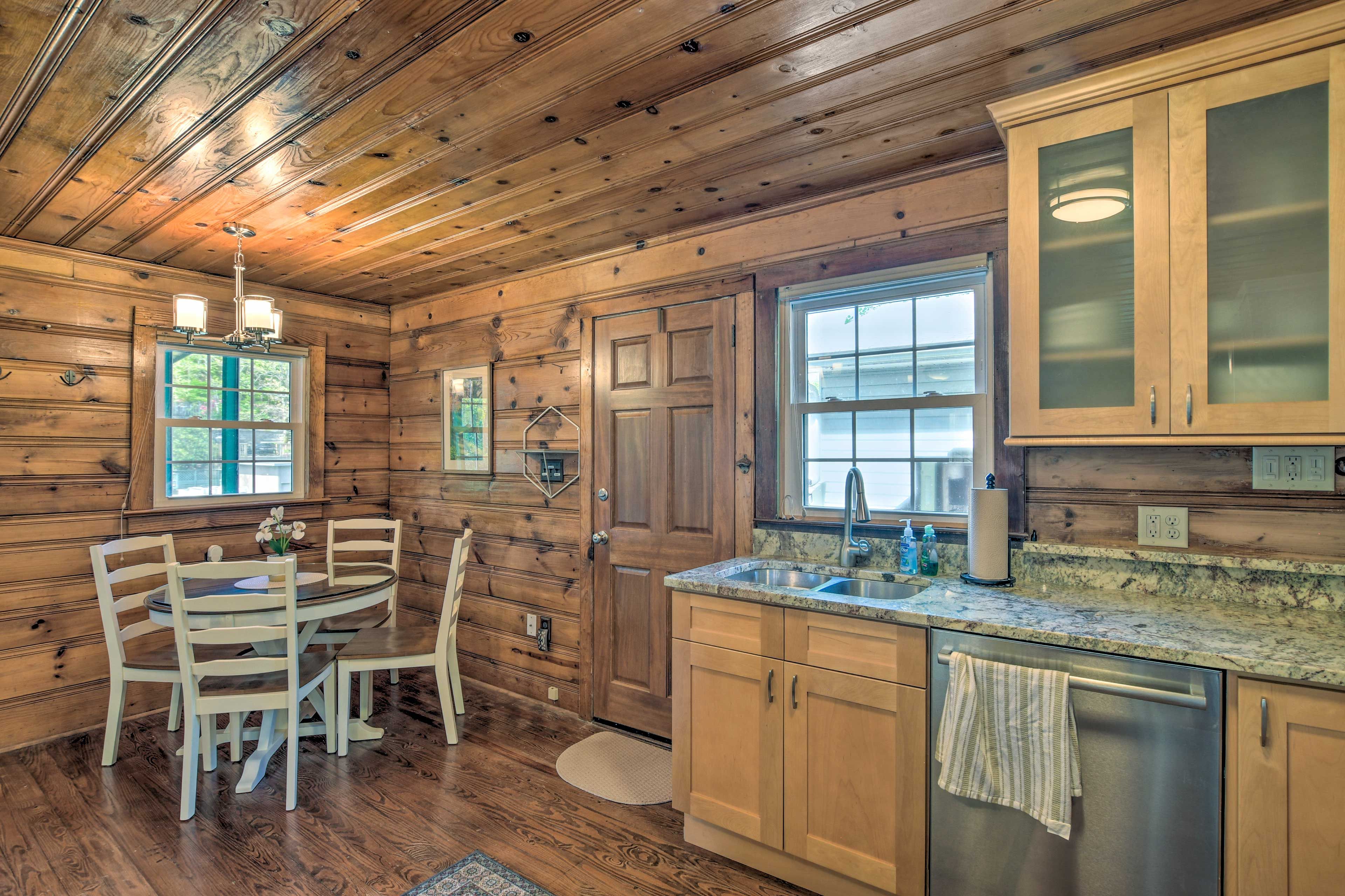 Kitchen | Coffee Maker | Spices