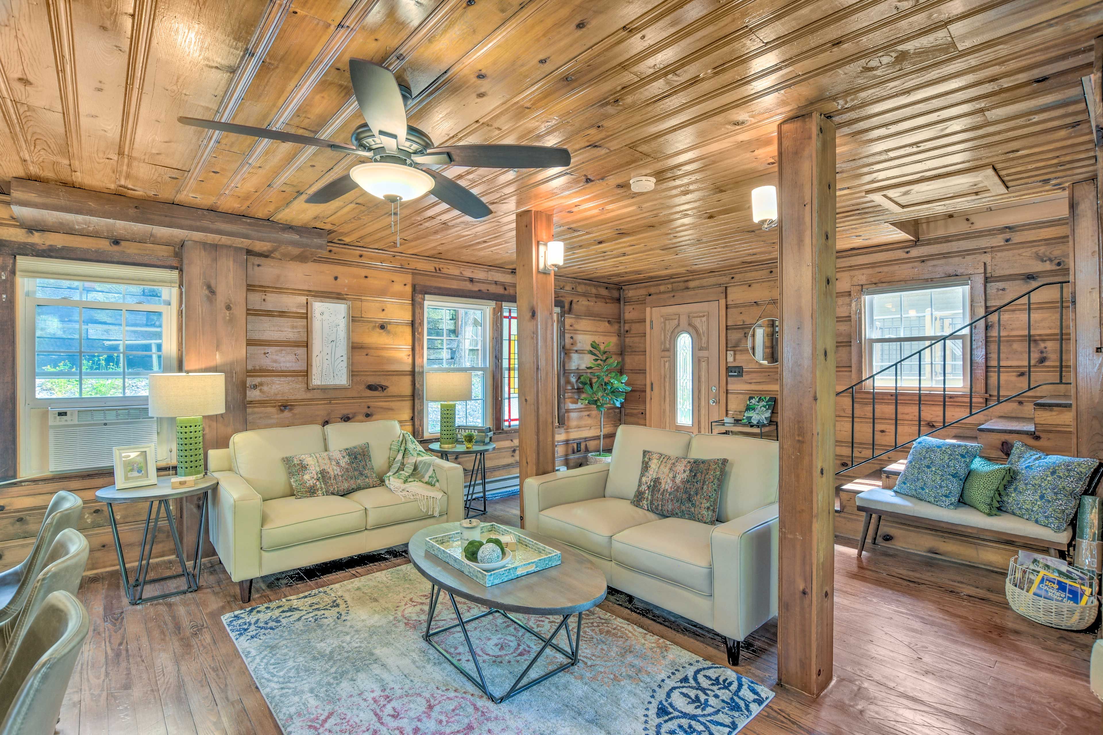 Landrum Vacation Rental | 2BR | 1BA | 1,100 Sq Ft | Steps Required