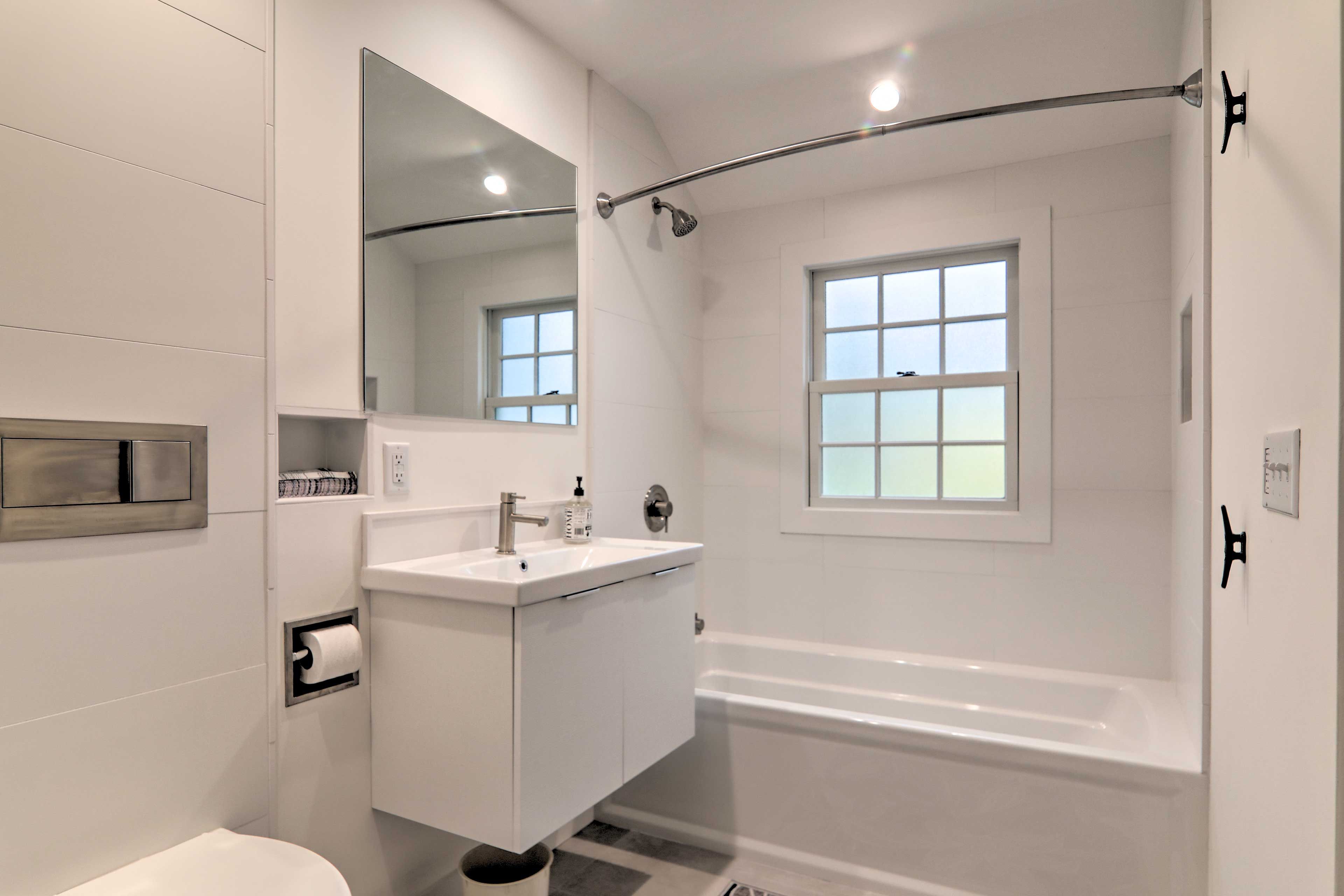Full Bathroom