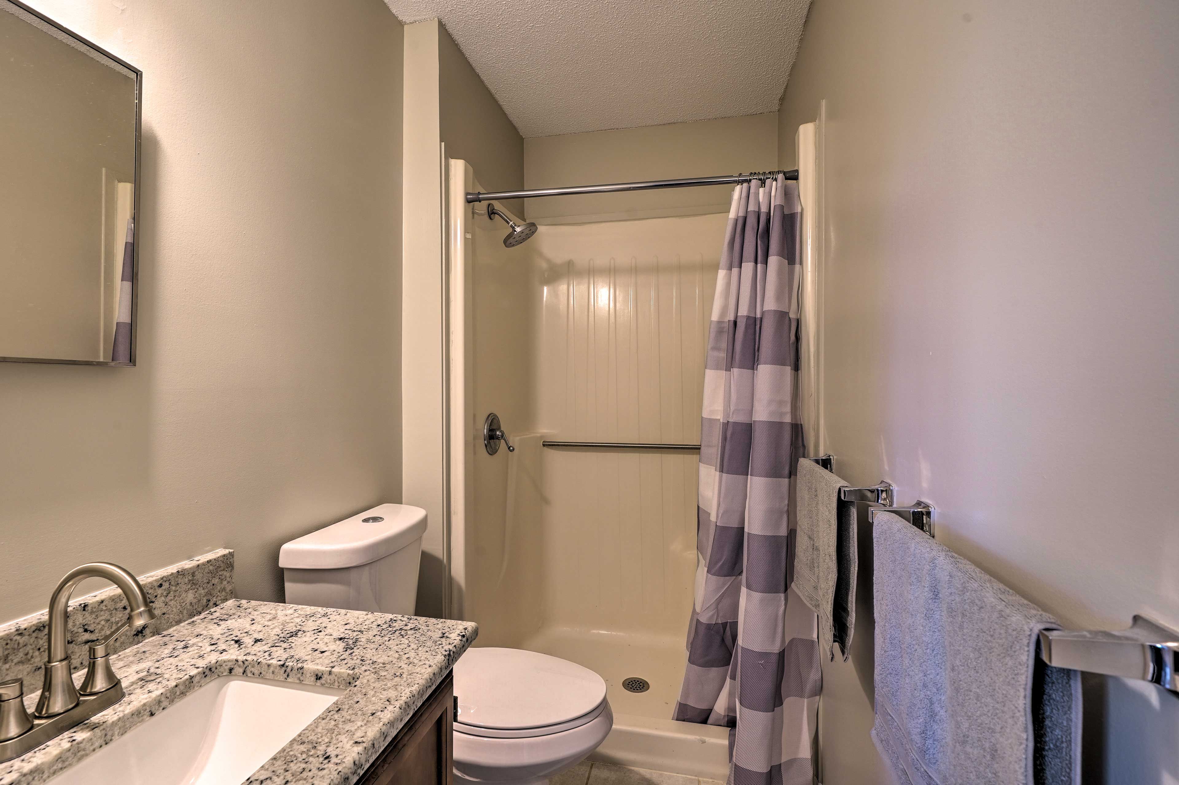 En-Suite Bathroom | Grab Rail in Shower