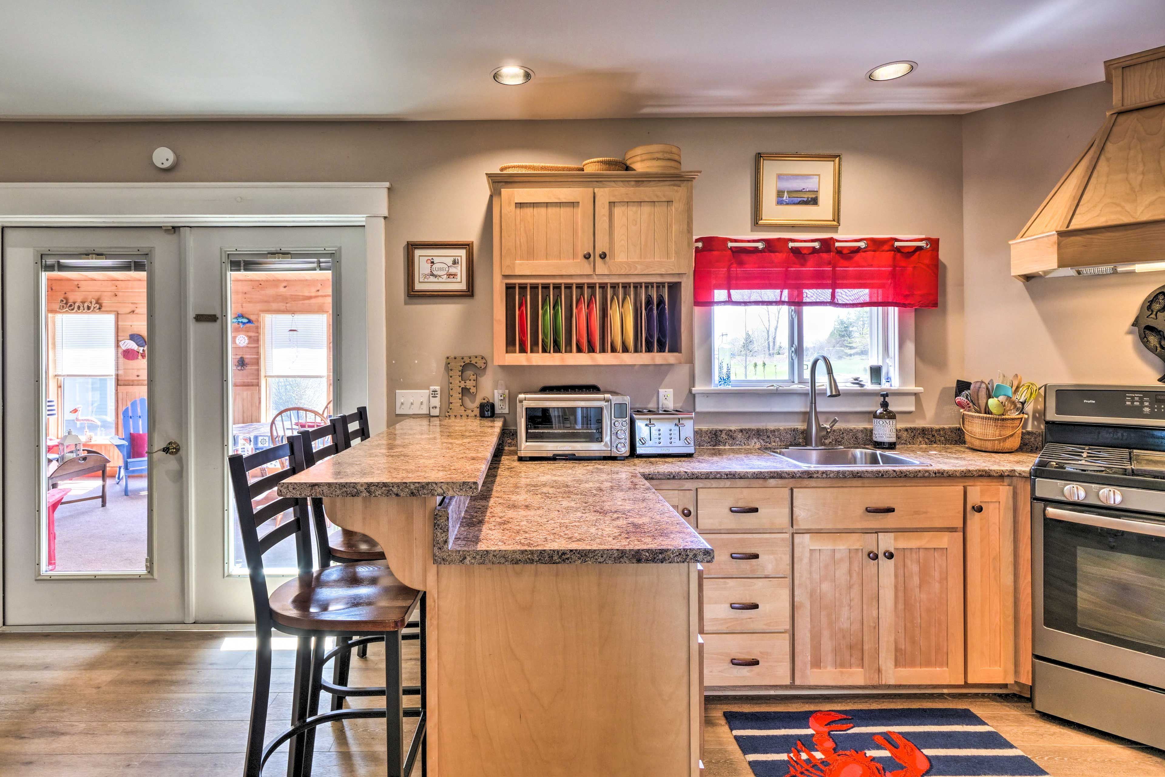 Kitchen | Toaster | Toaster Oven | Crockpot