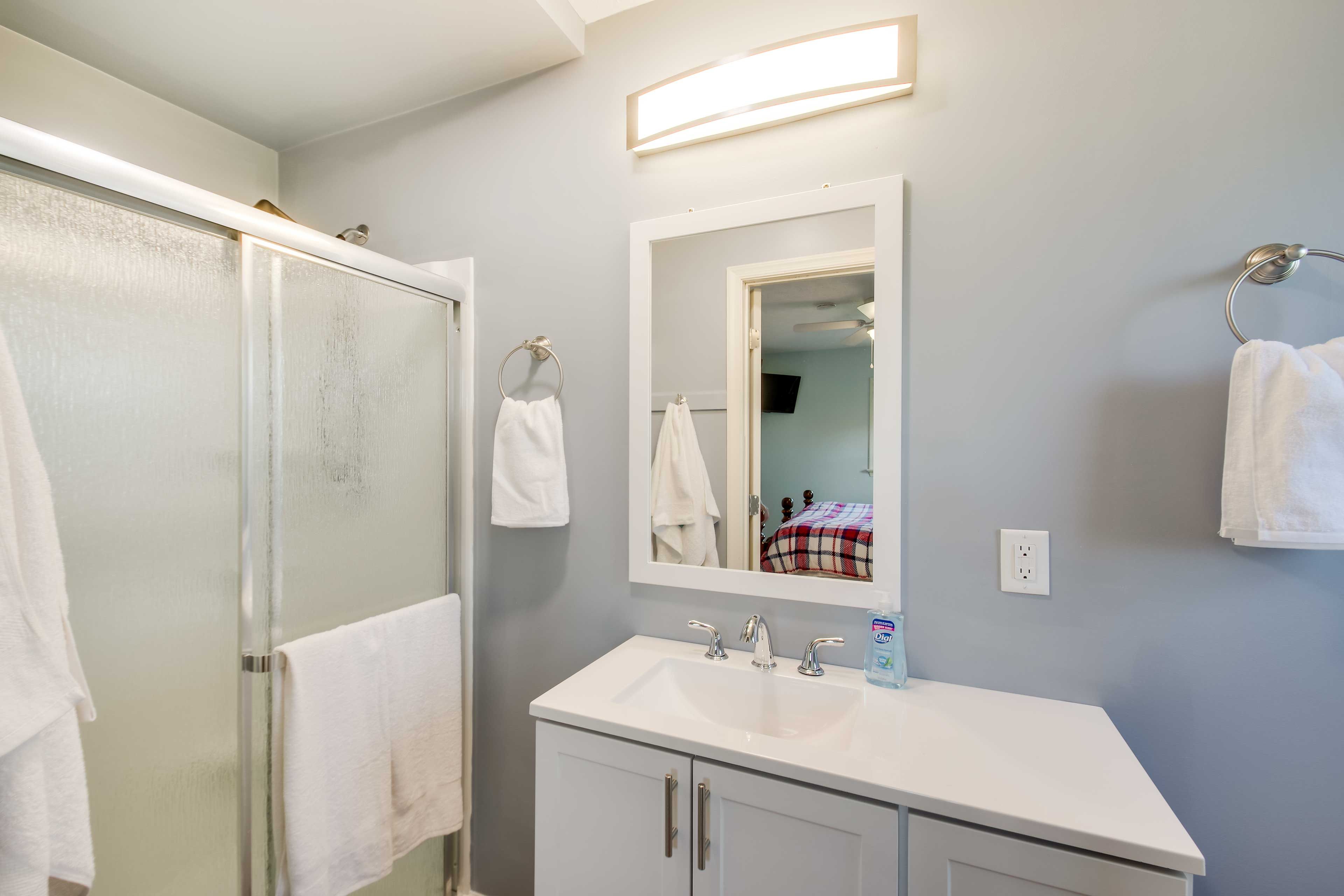 Full Bathroom