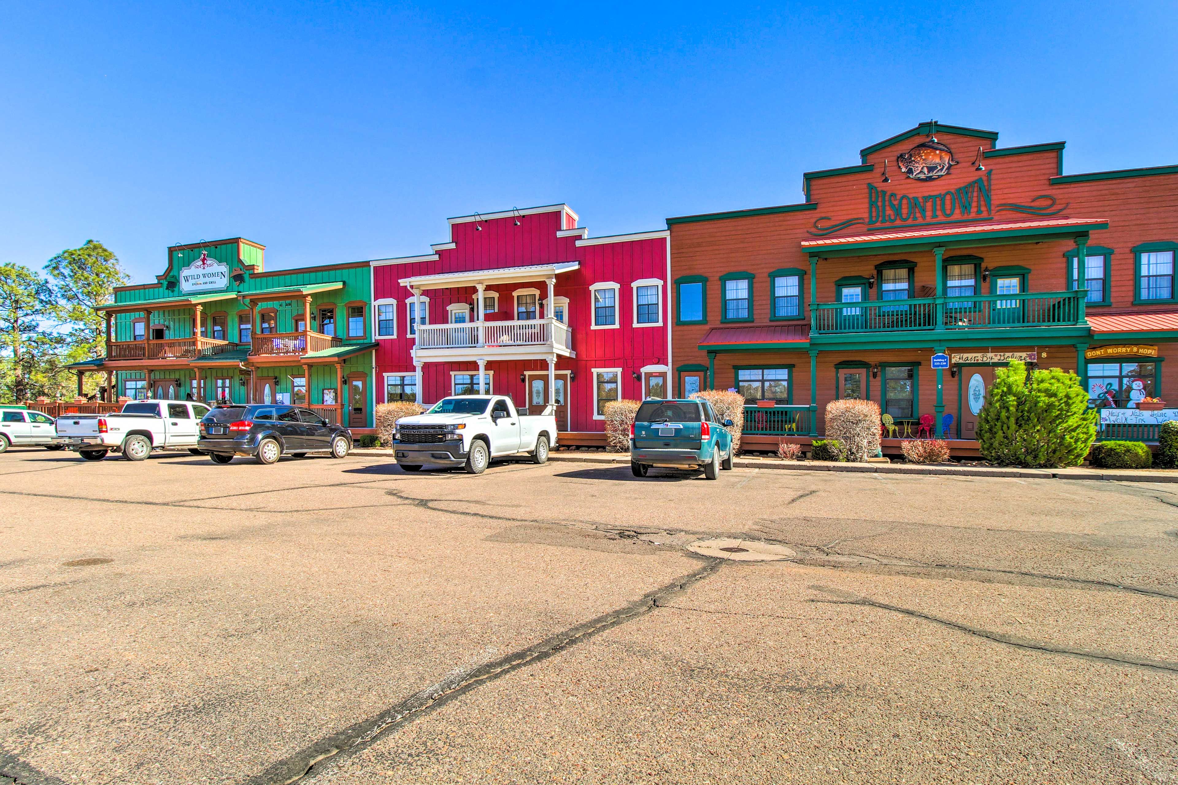 Nearby Stores & Restaurant | 0.3 Mi