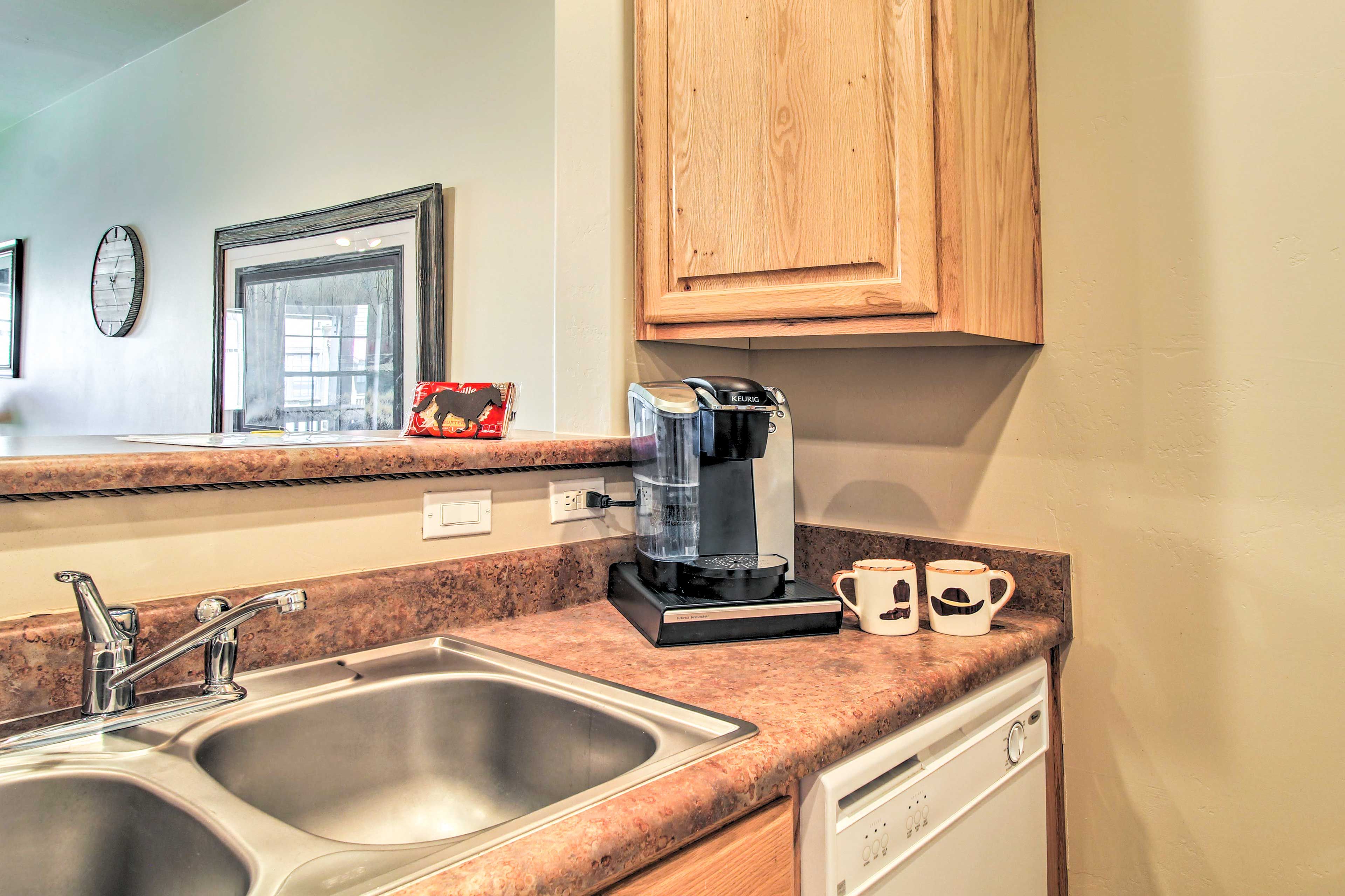 Kitchen | Keurig Coffee Maker