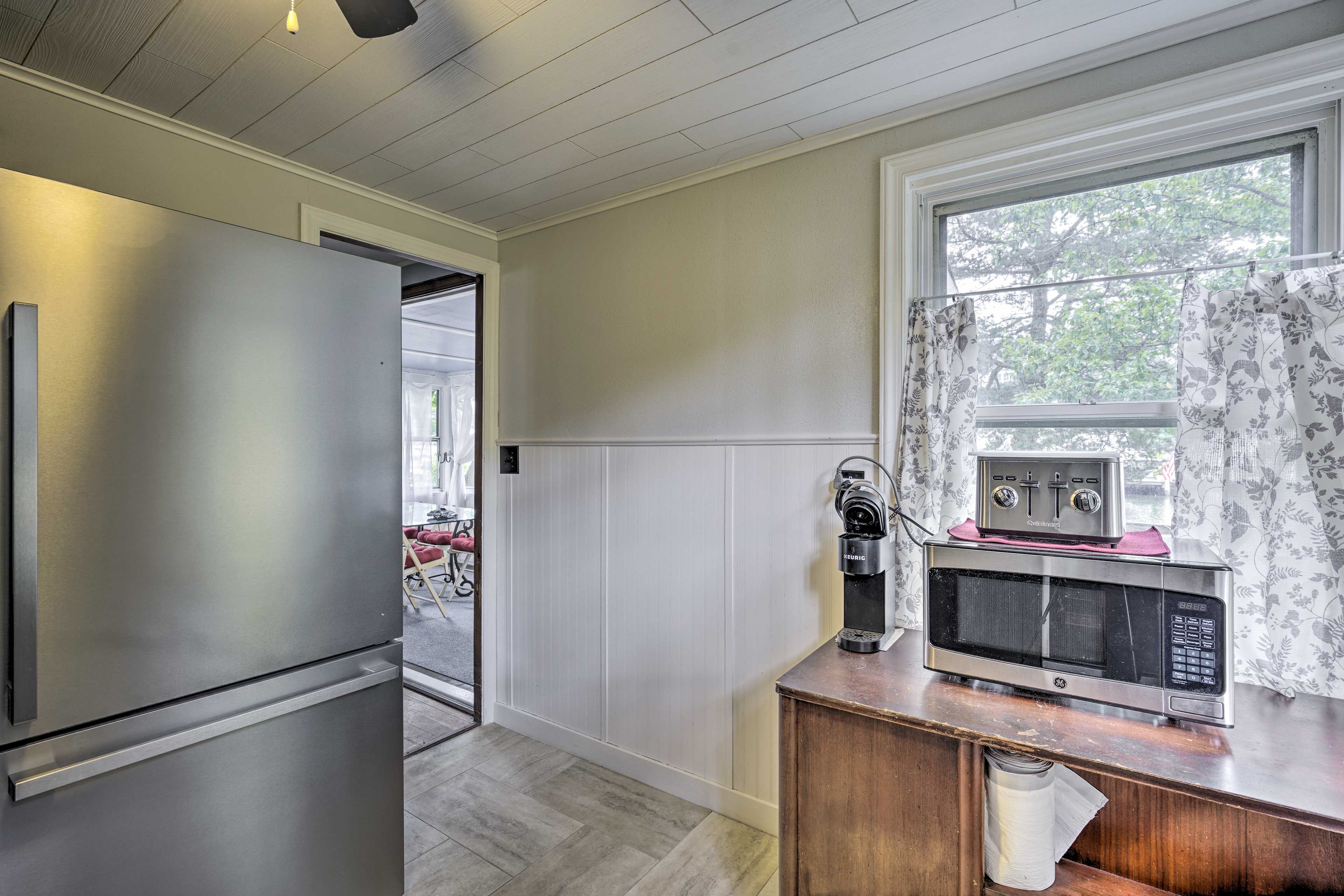 Kitchen | Ice Maker