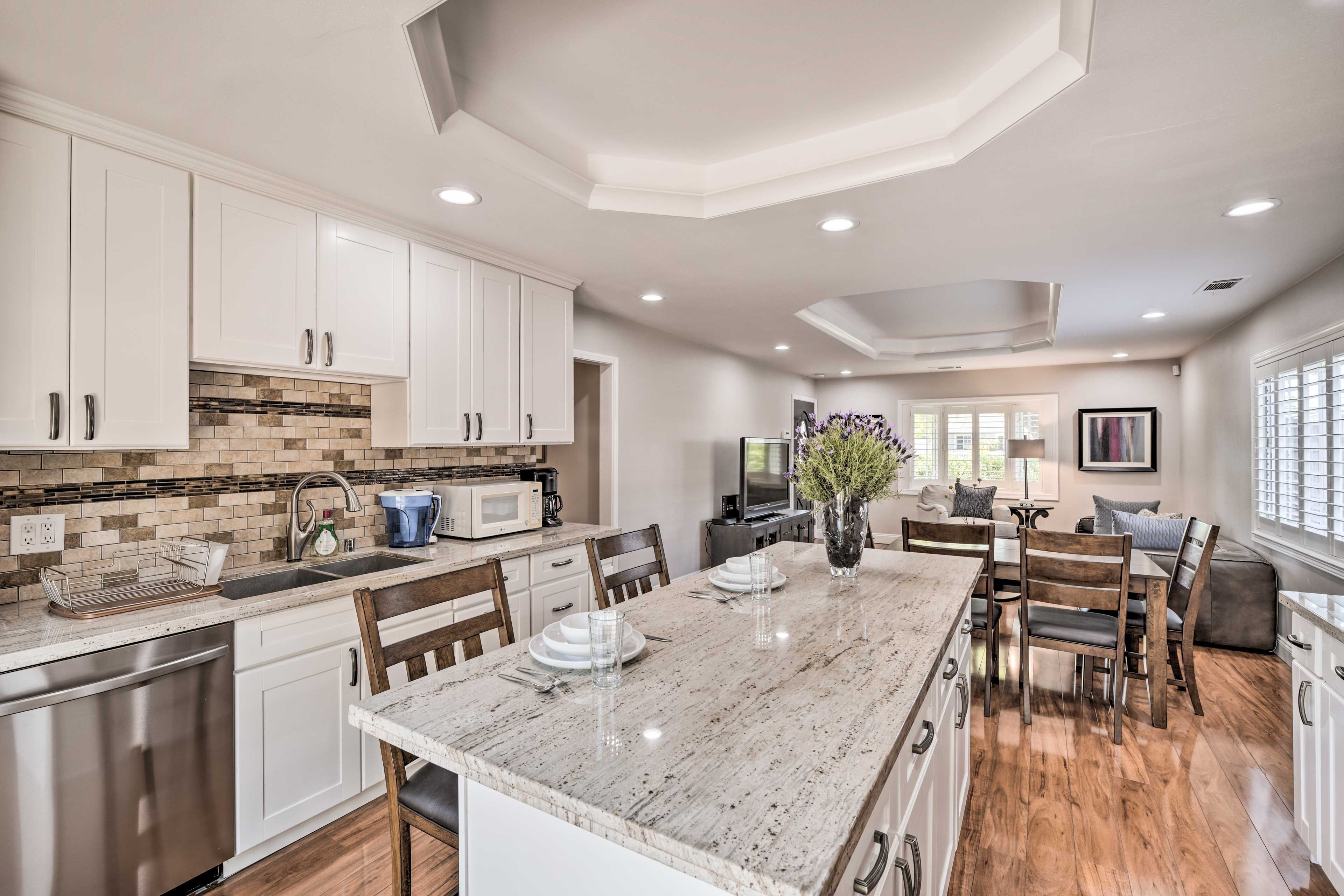 San Jose Vacation Rental | 3BR | 3BA | 1,100 Sq Ft | Step-Free Access