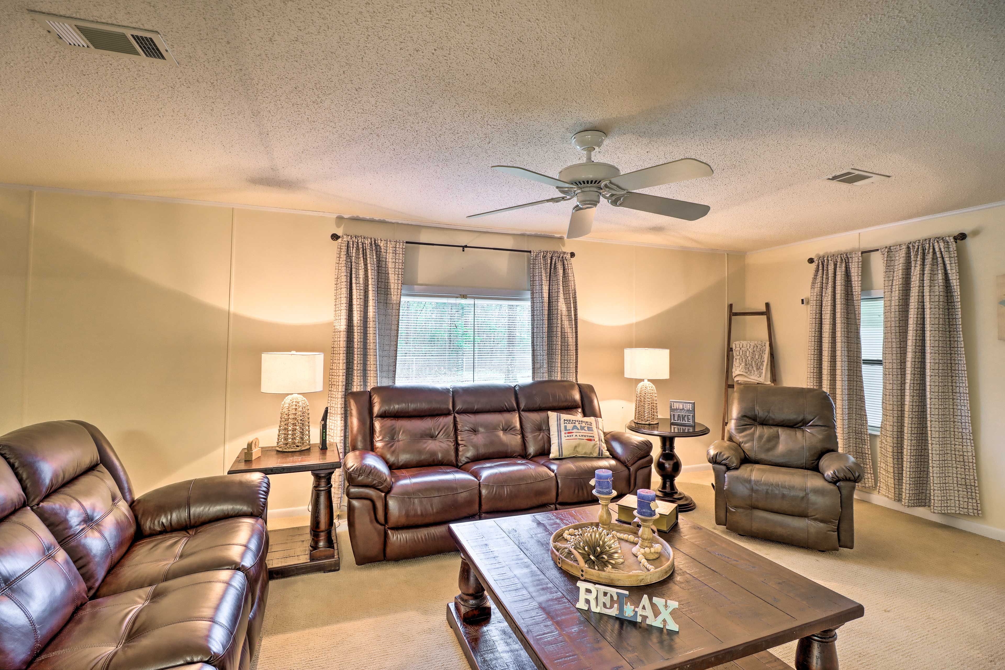 Living Room | Central A/C