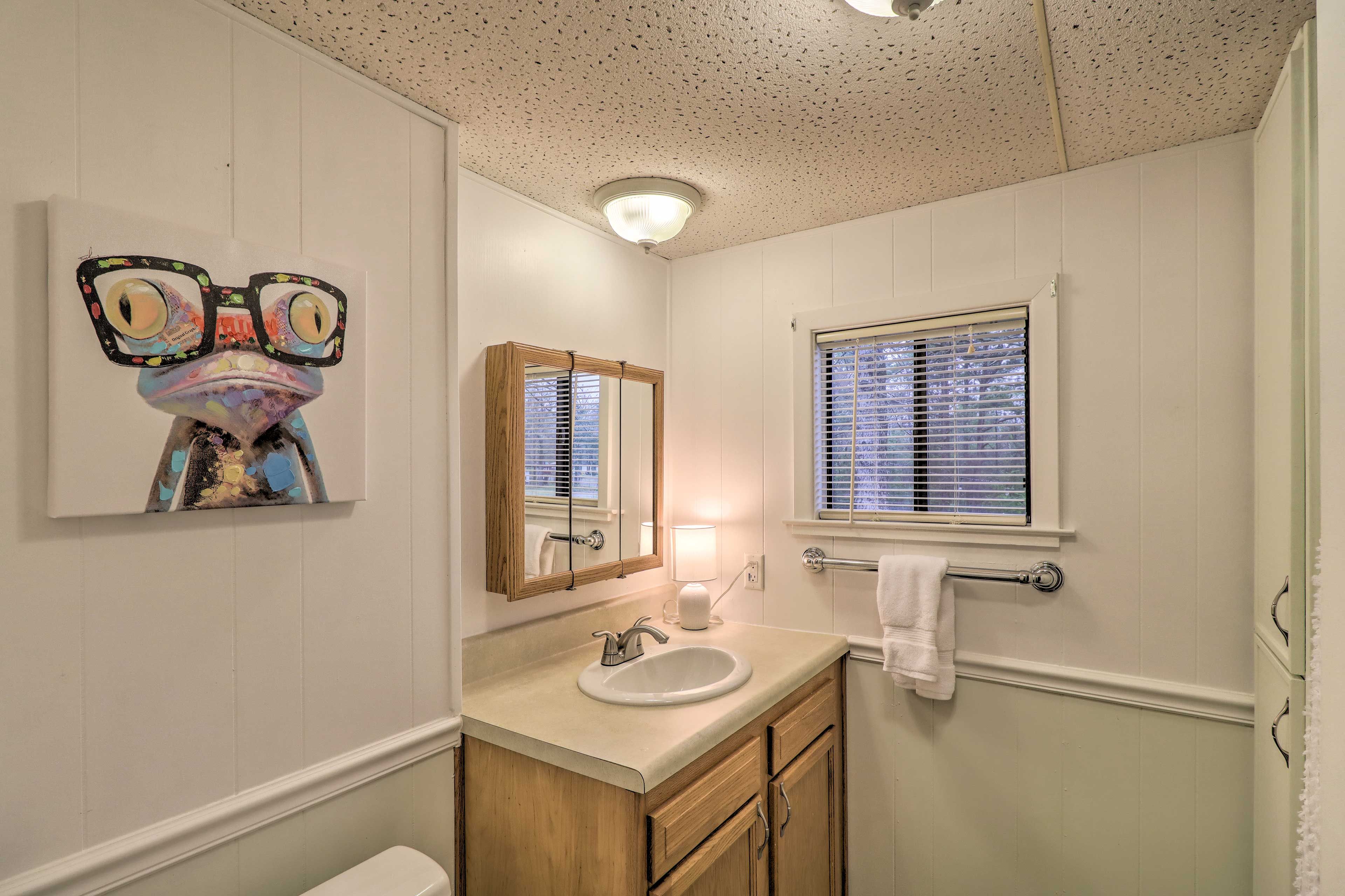 Full Bathroom