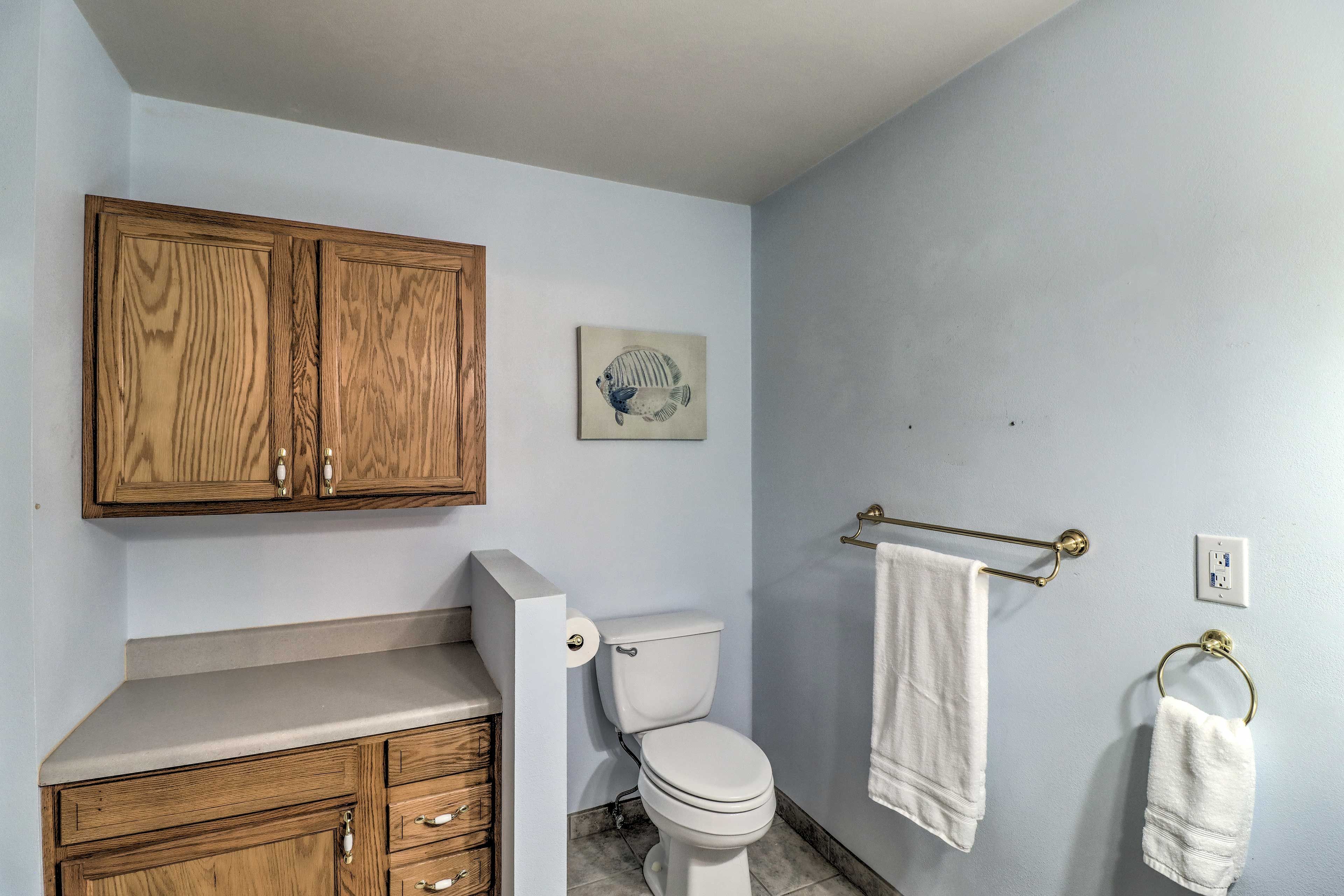 Full Bathroom