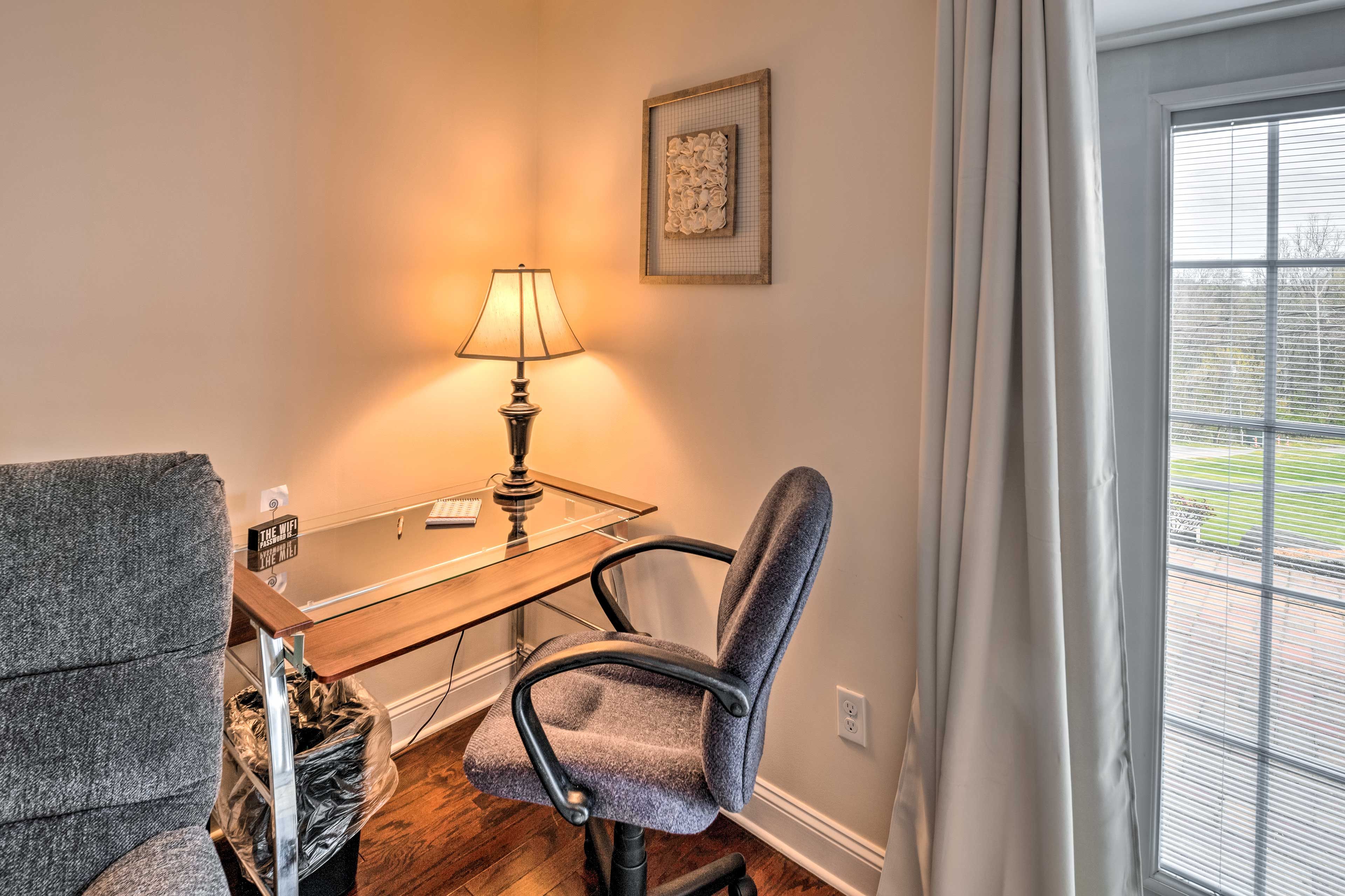 Living Room | Laptop Workspace