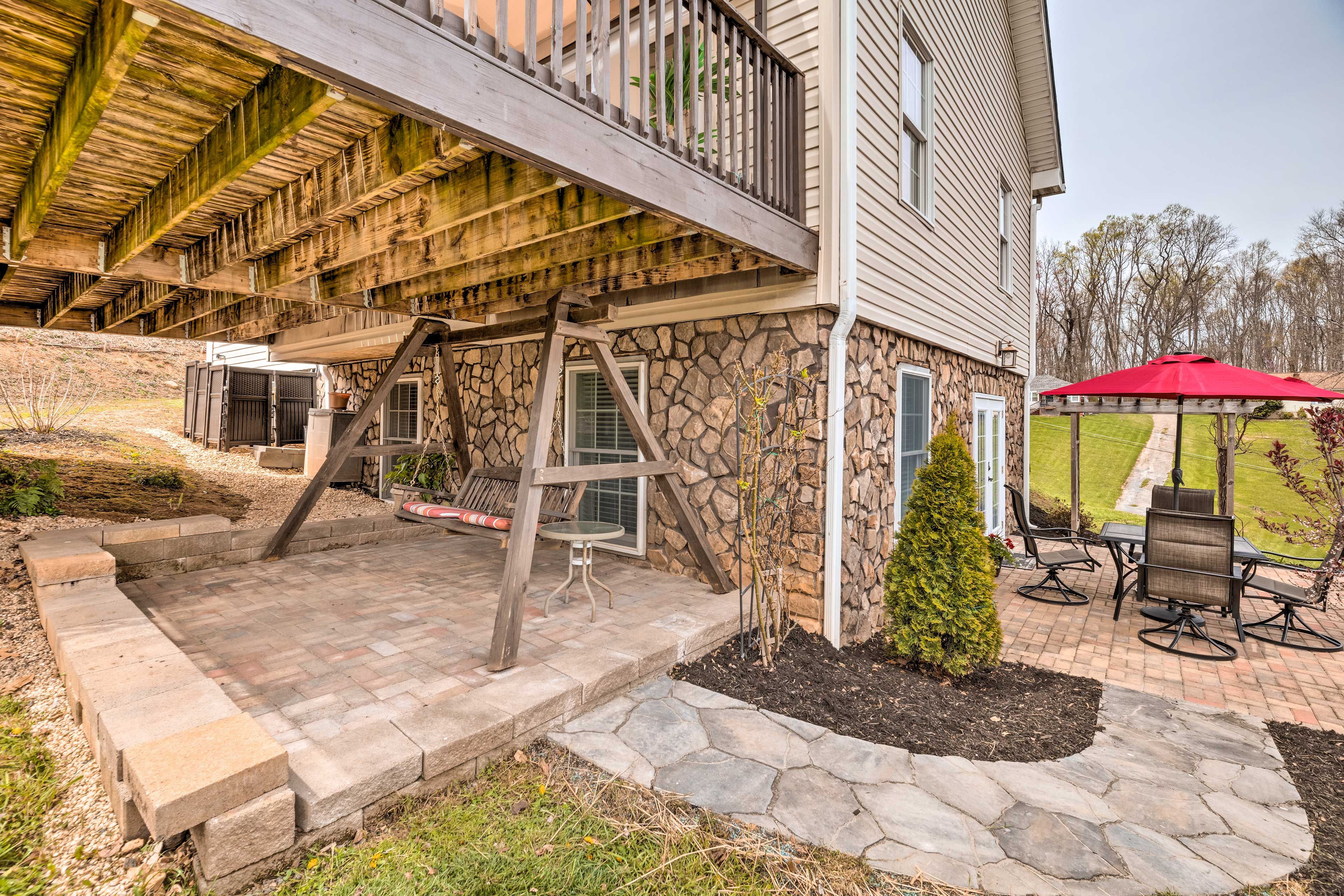 Townhome Exterior | Covered Patio