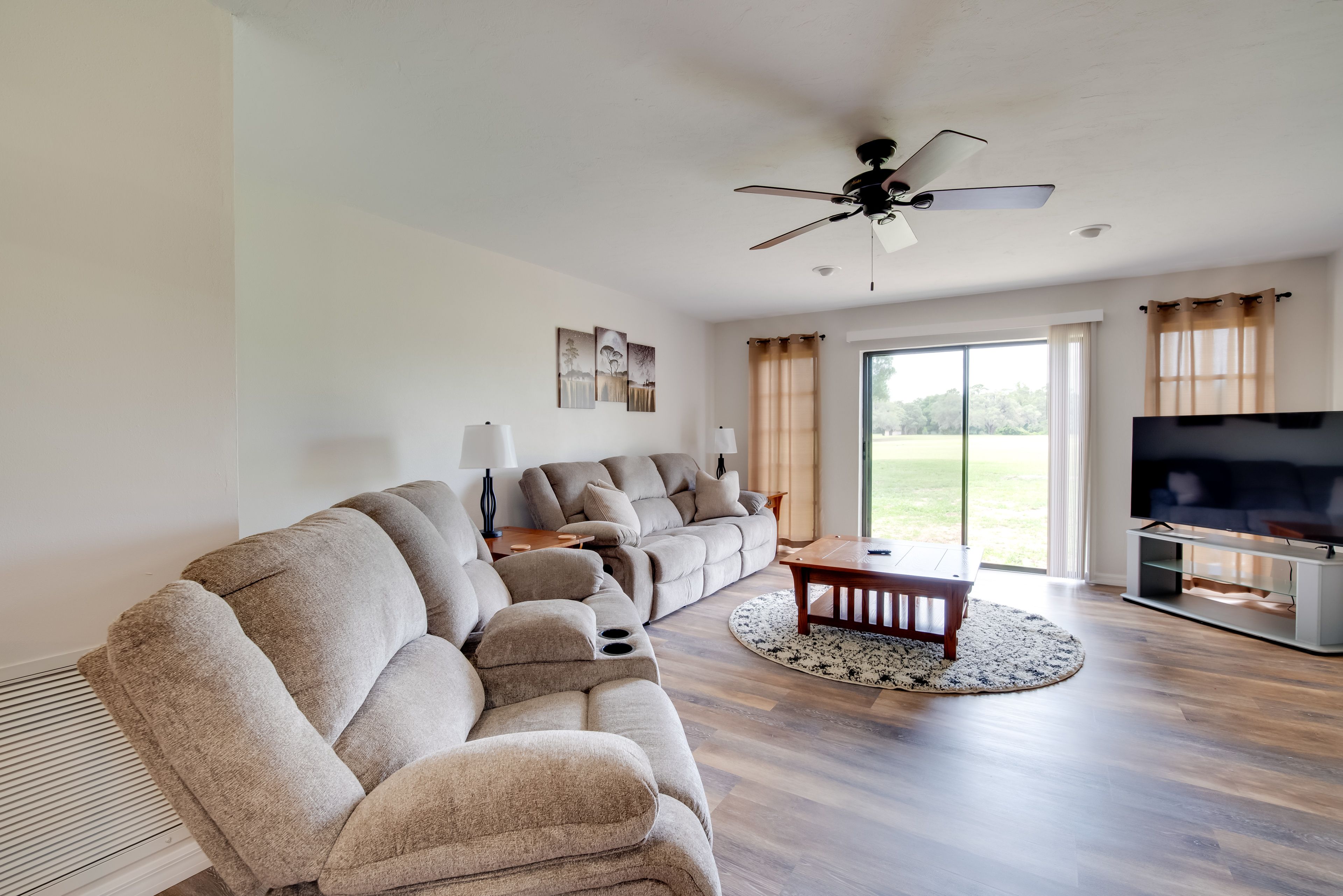 Living Room | Central Air Conditioning
