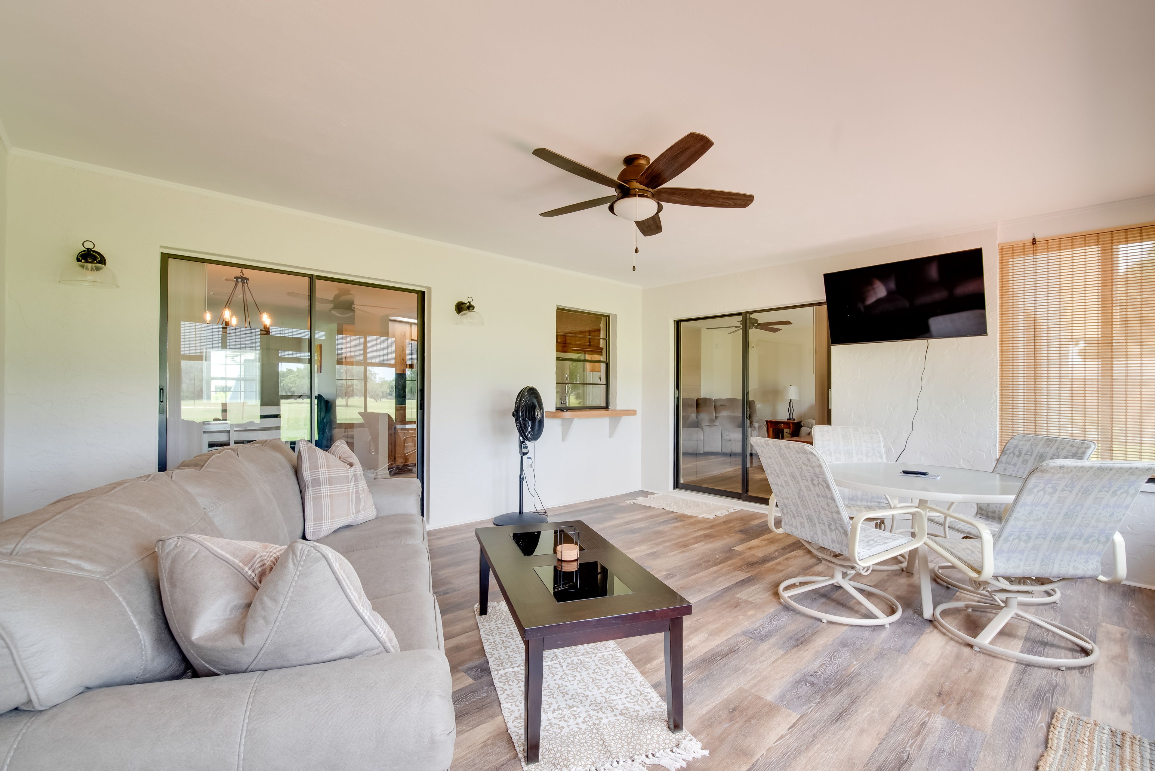 Sunroom | Queen Sleeper Sofa (Not Available in Summer)