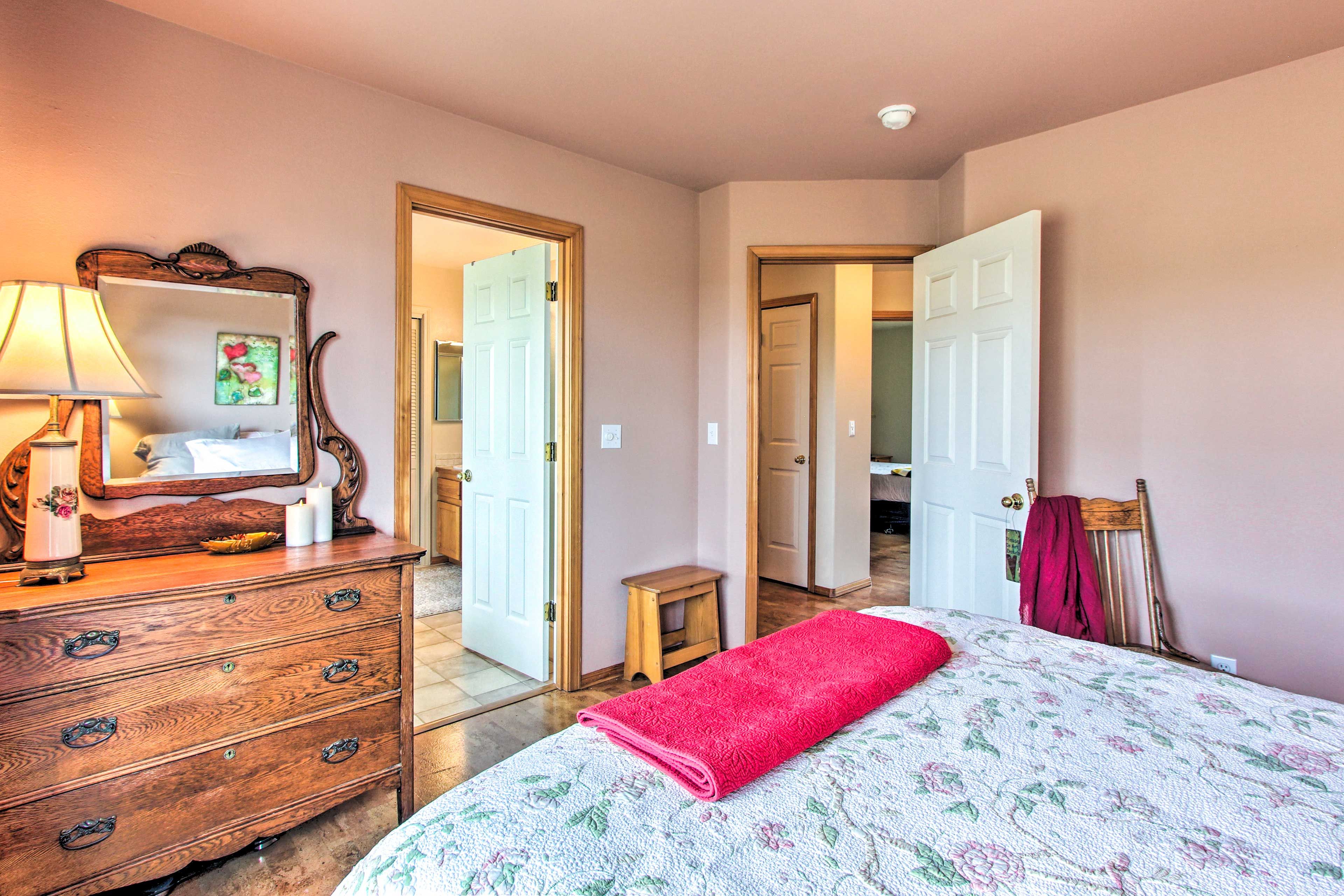 Bedroom 1 | En-Suite Bathroom
