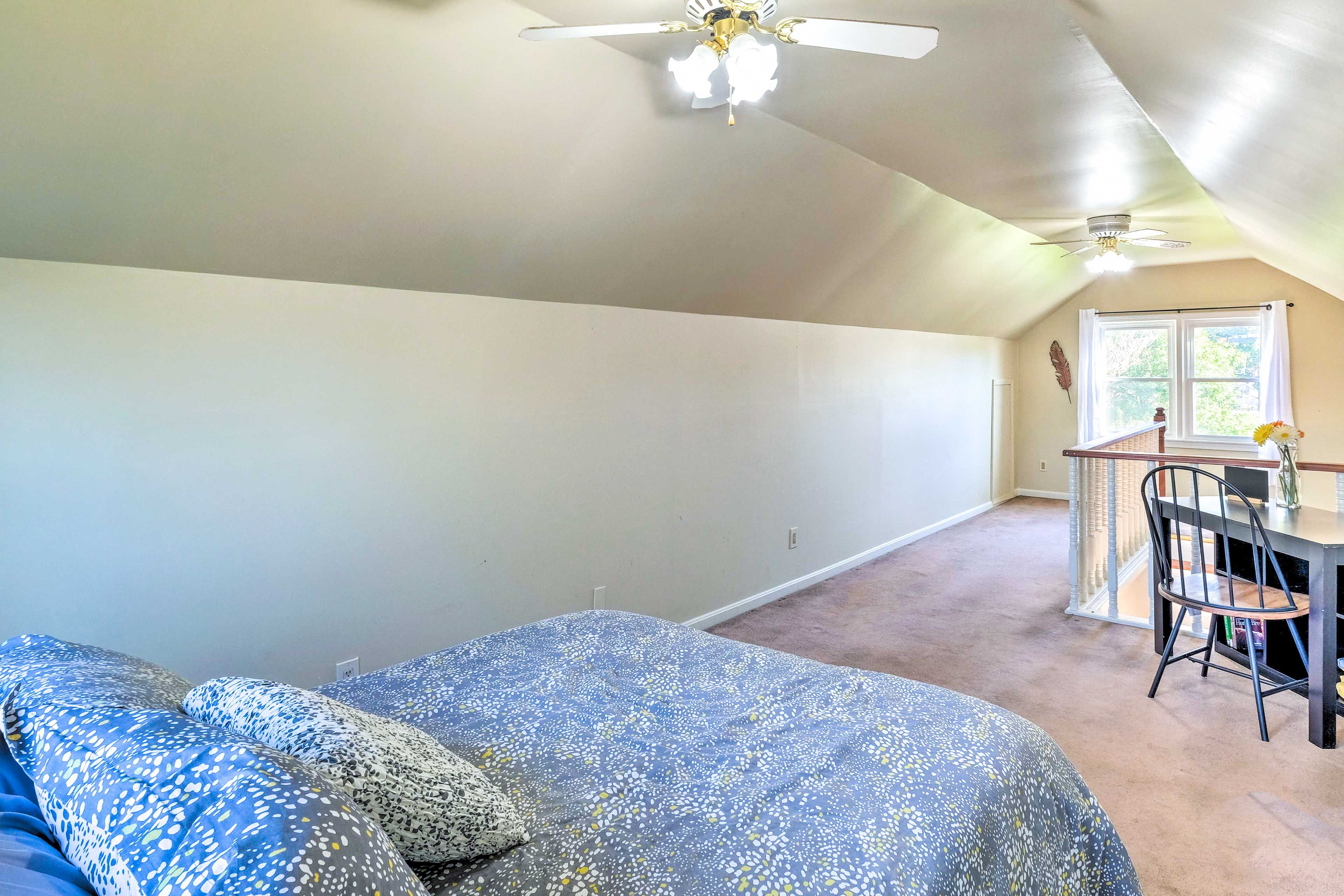 Bedroom 3 (Loft) | Full Bed